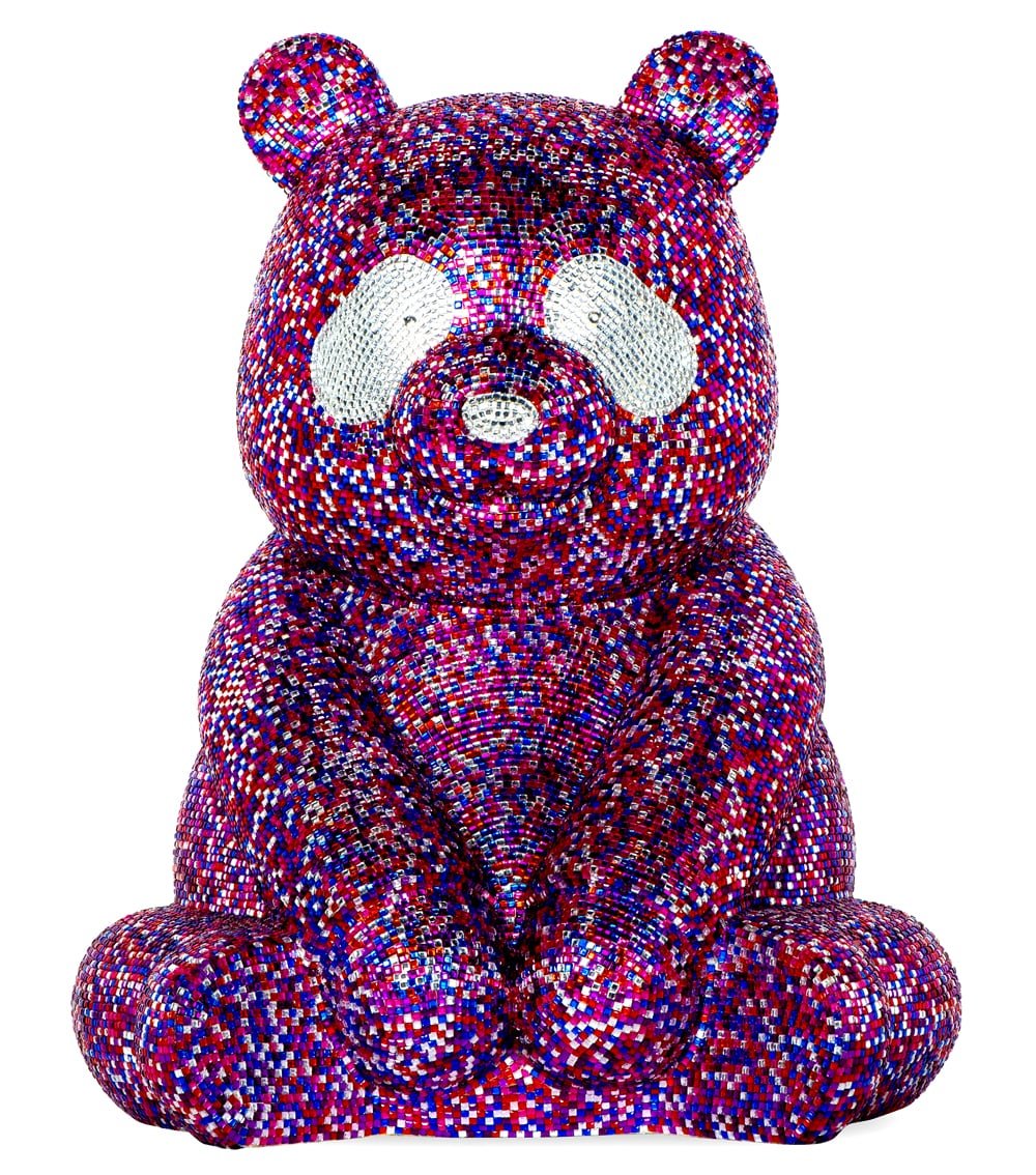 A Pandasan’s Radiance: Rose Quartz Luminescence