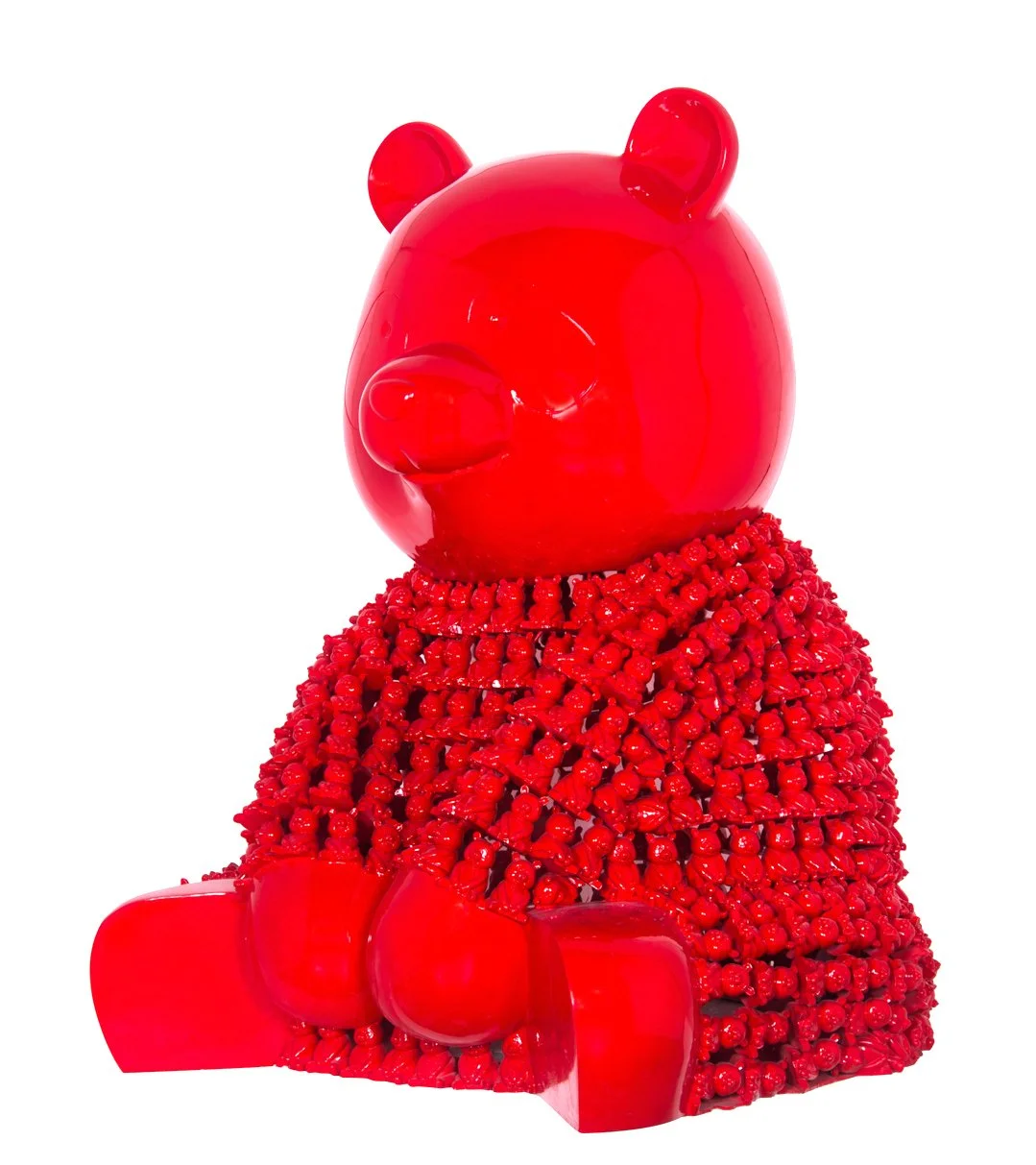 Pandason’s Red: A Lilliputian Ballet of Chromatic Marvels