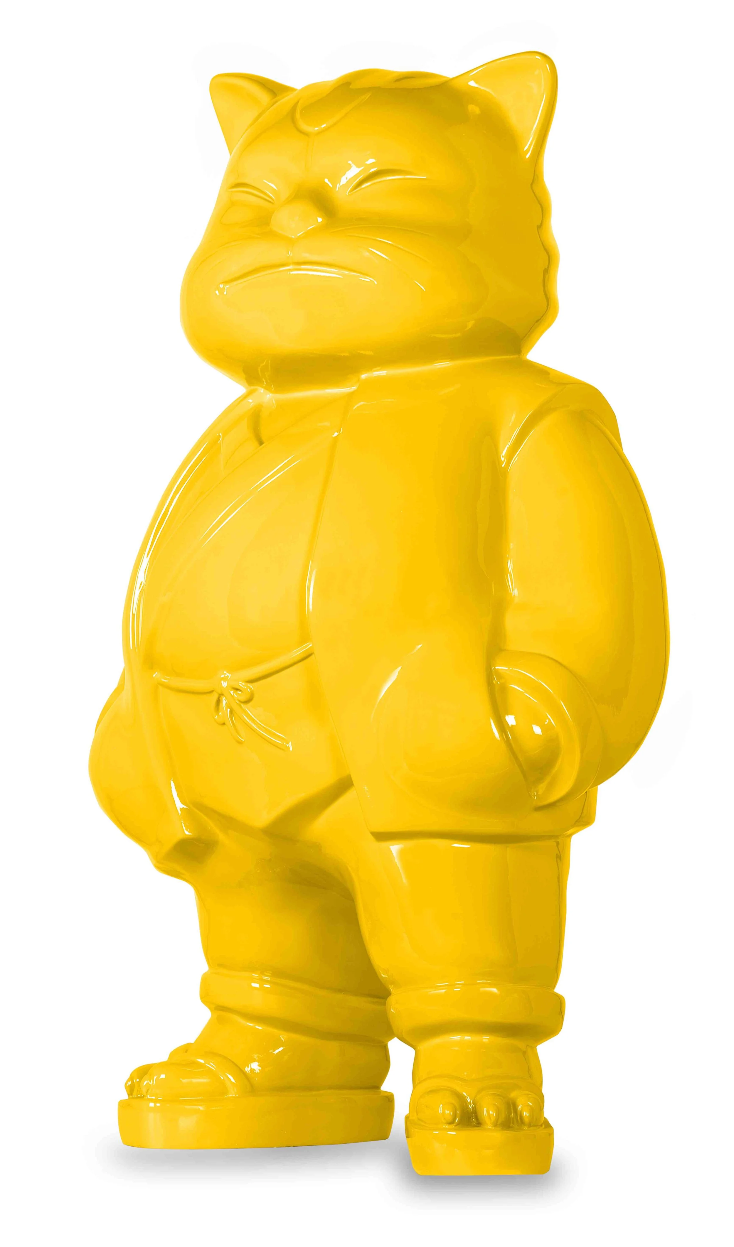 Urbancat Elegance: Yellow Metropolis Muse