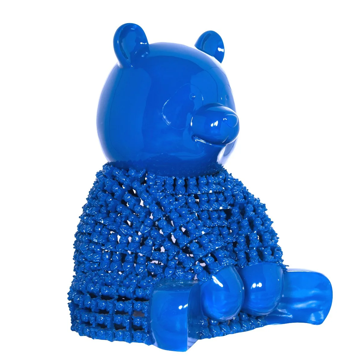 Pandason’s Blu: A Lilliputian Ballet of Chromatic Marvels