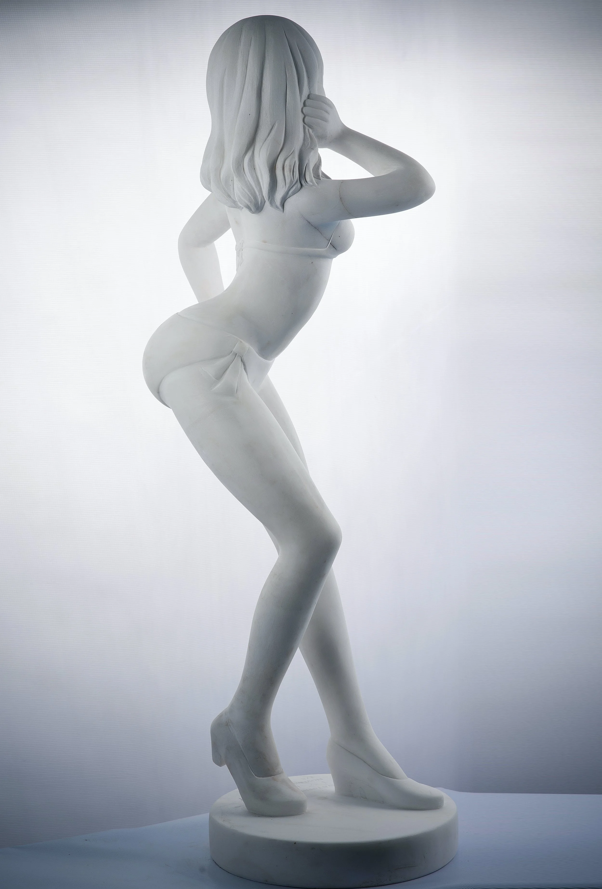 Shuya 5: Ethereal Temptations and Sculpted Desires