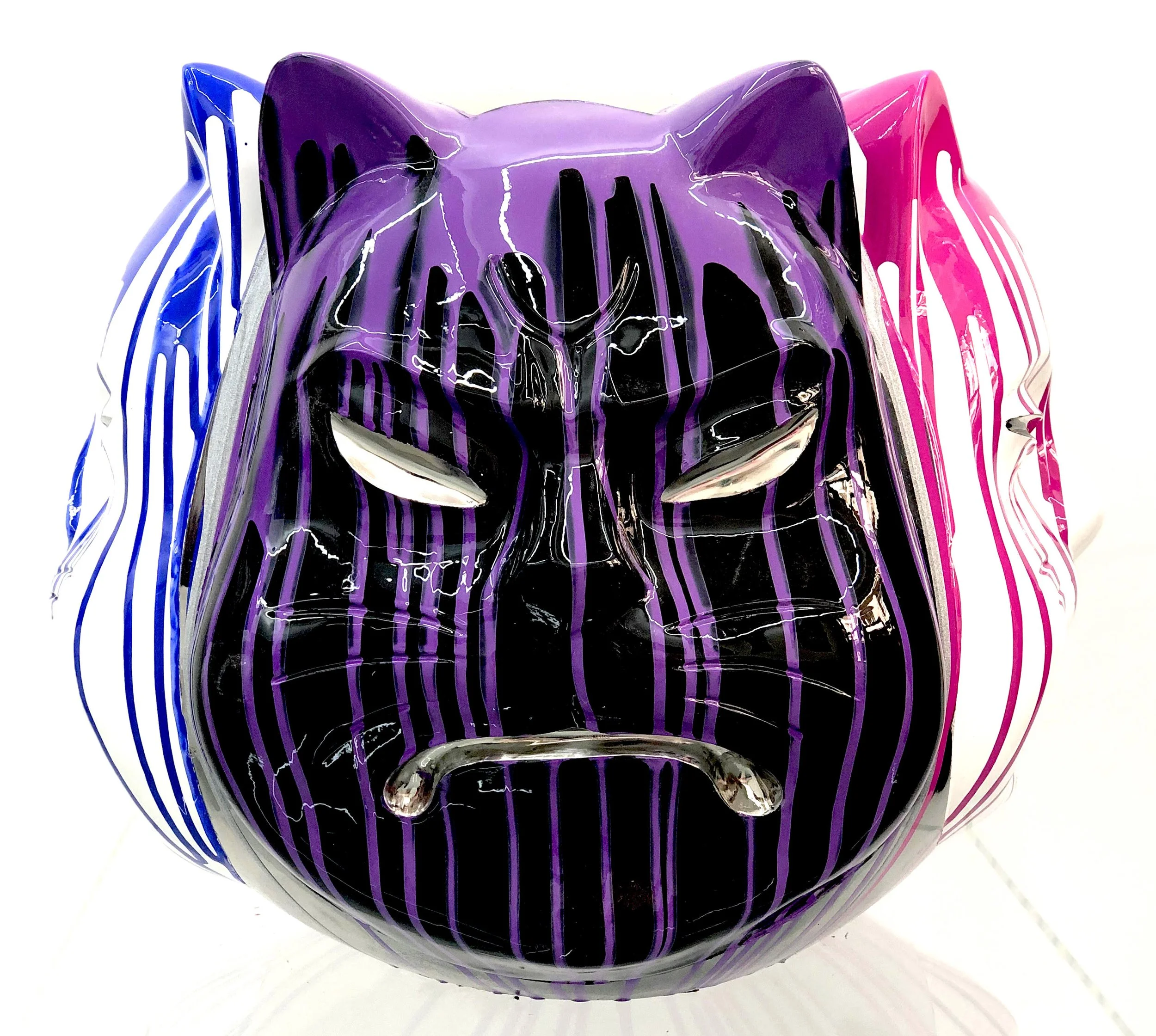 Onmyodo : Samuraicat’s Polychrome Duality – Stripes of Azure, Rose & Silver