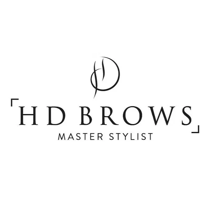 Close-up images of a person's blue eye, showing one eye with natural eyelashes and the other with mascara applied, highlighting the difference in lash length and curl.