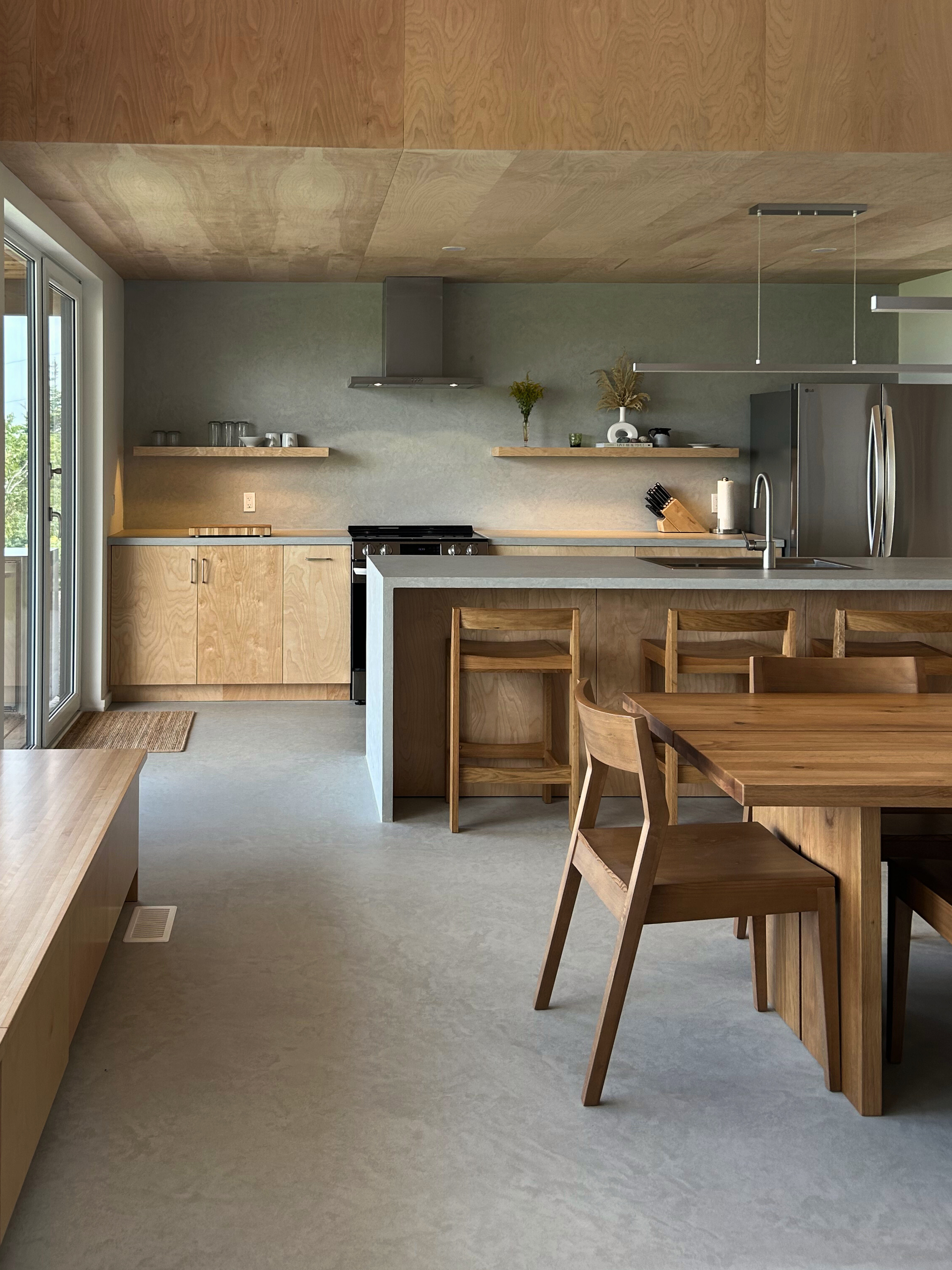 Residential Bathrooms and Floors 