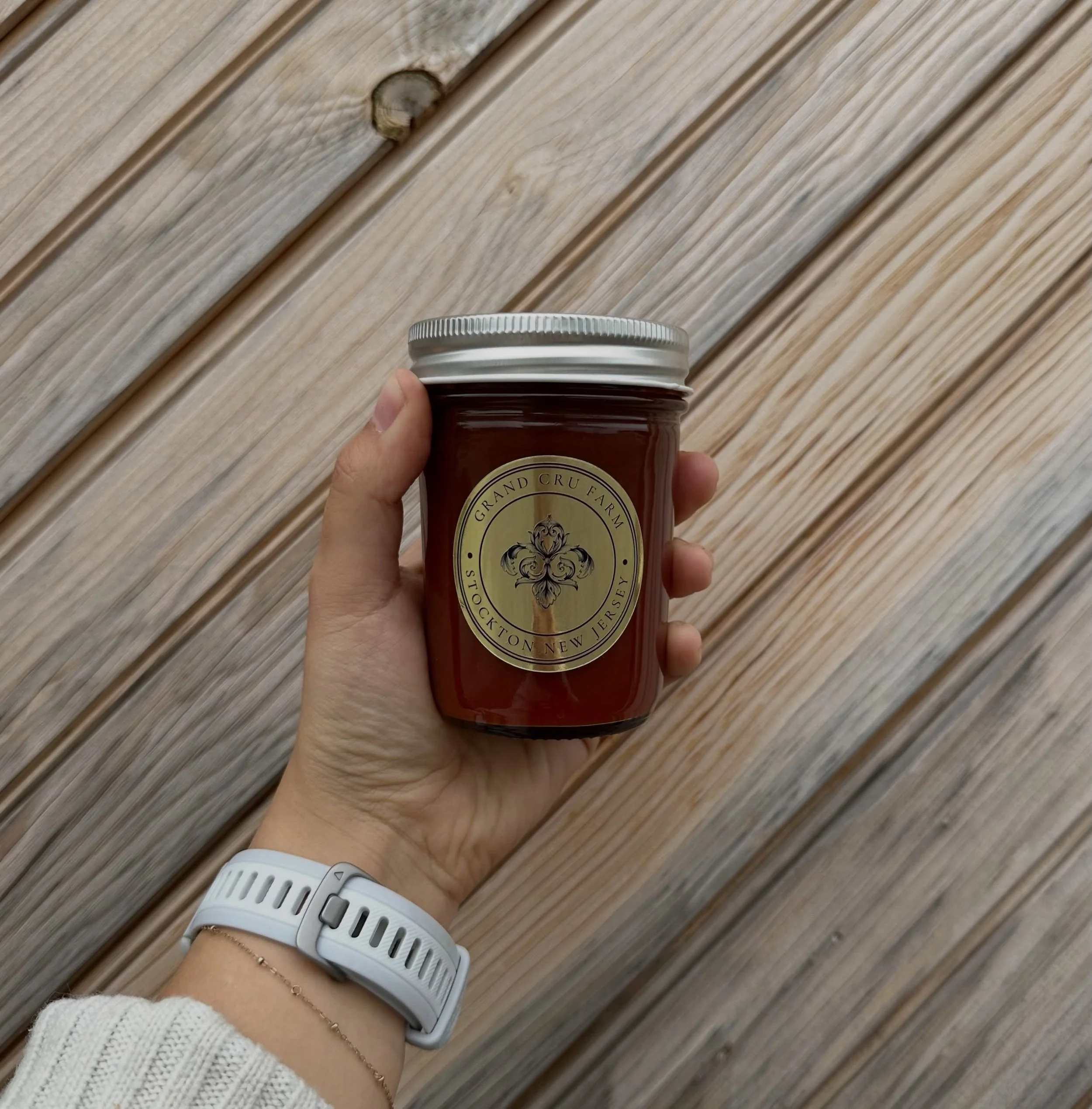 Have you ever heard of tomato butter? 

It&rsquo;s savory, a little sweet, and definitely addicting. 

You can spread it on bread, put it with pasta, meatballs, or your next charcuterie board 🍅

Find yours at the farmers market or our online store!
