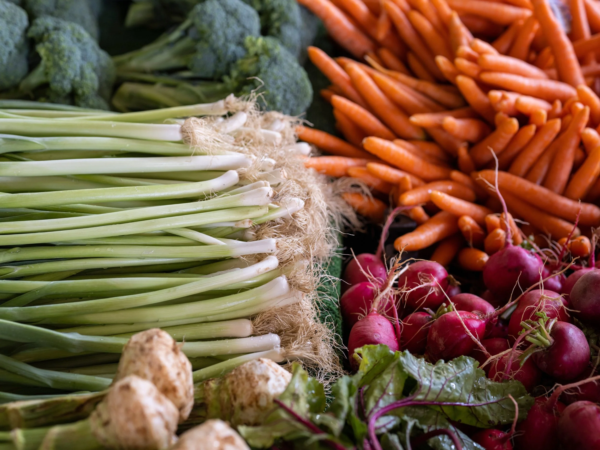 How To Eat Seasonally In Early Summer
