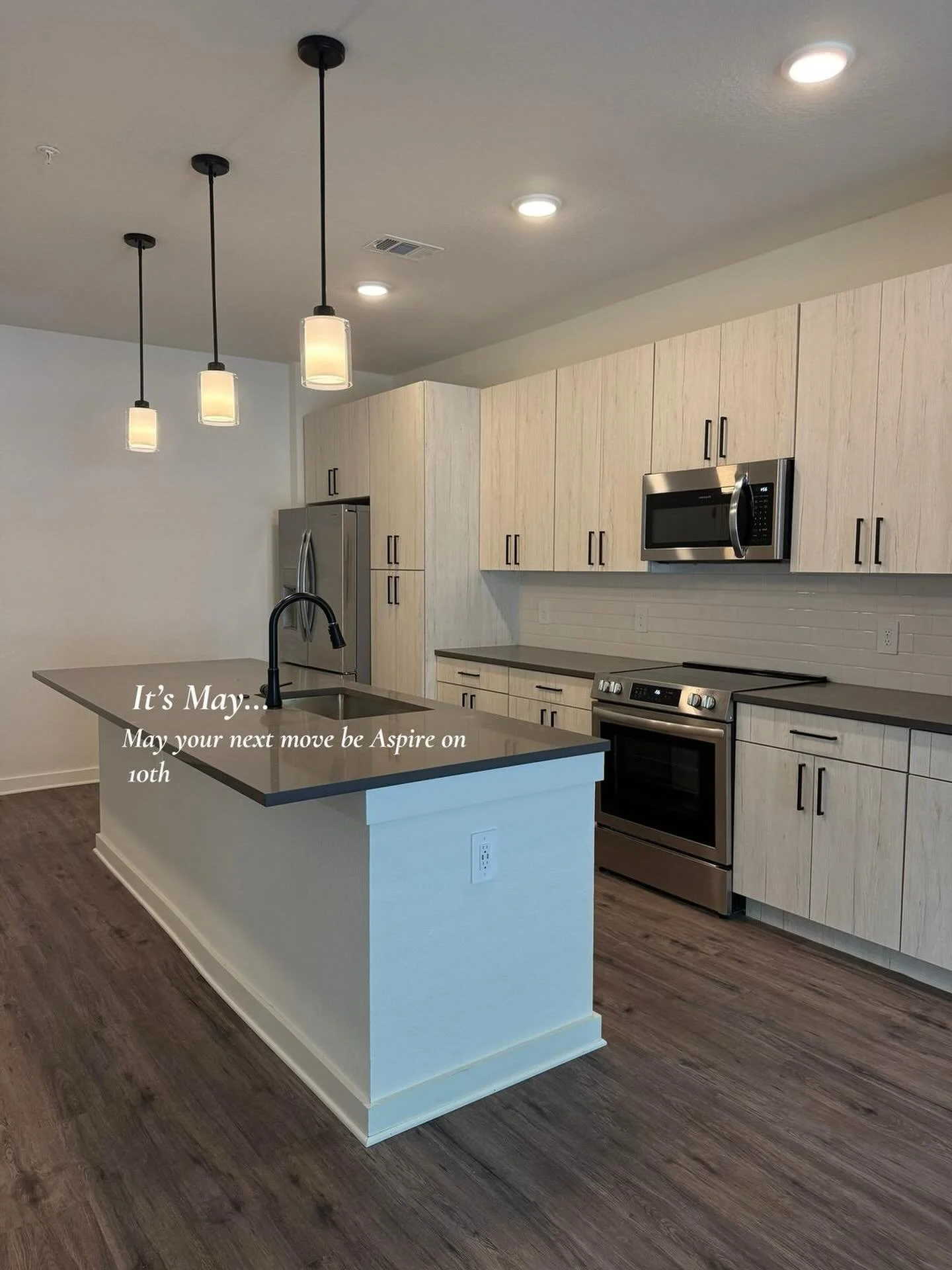 POV: it&rsquo;s May and you finally found your new apartment at Aspire on 10th ✨
#trending #fyp #sarasota #downtown #luxuryliving