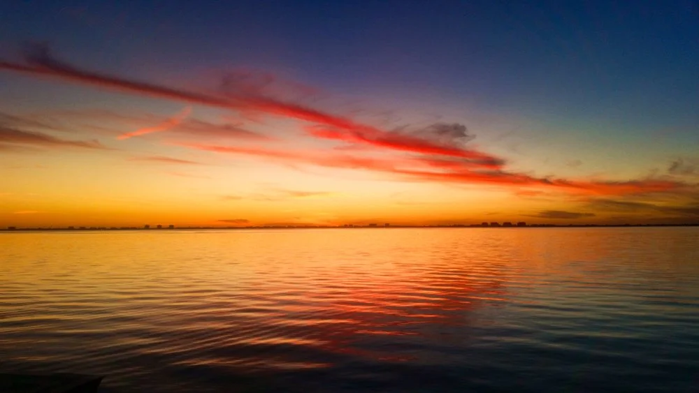 If you know, you know. Sarasota sunsets hit different. When you live at Aspire on 10th, catching golden hour is always within reach. 

#SarasotaSunsets #GulfCoastSunset #EveningViews #FloridaSky #AspireOn10th