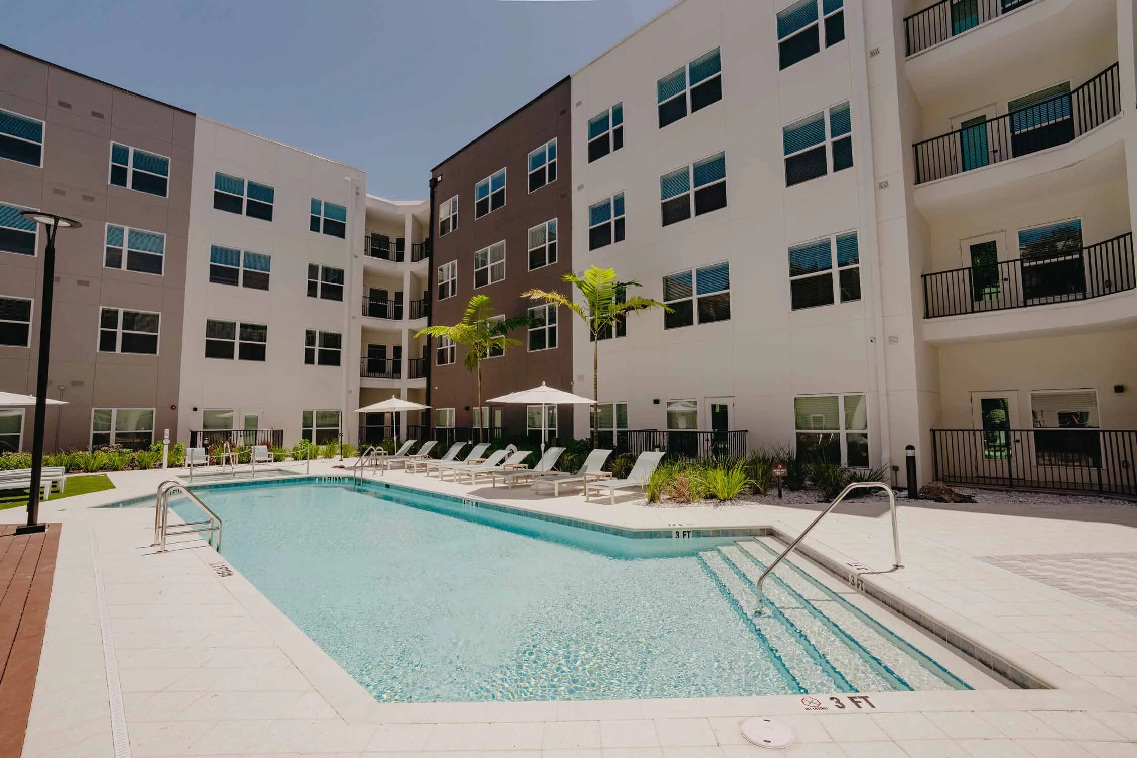 Aspire on 10th | Luxury Apartments in Sarasota, FL | Swimming Pool