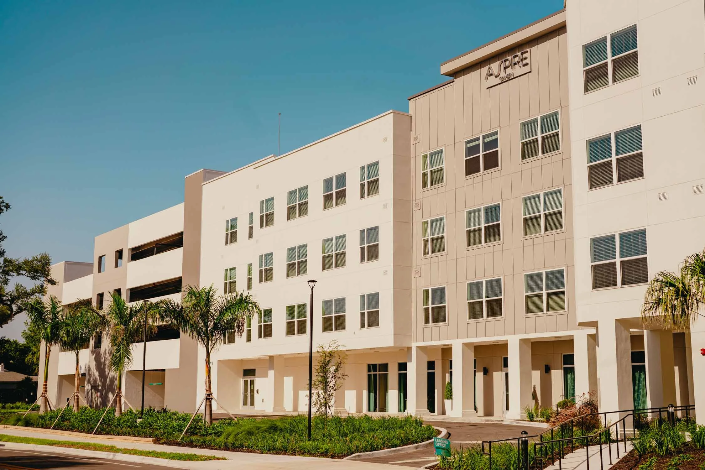 Aspire on 10th | Luxury Apartments in Sarasota, FL | Building Exterior