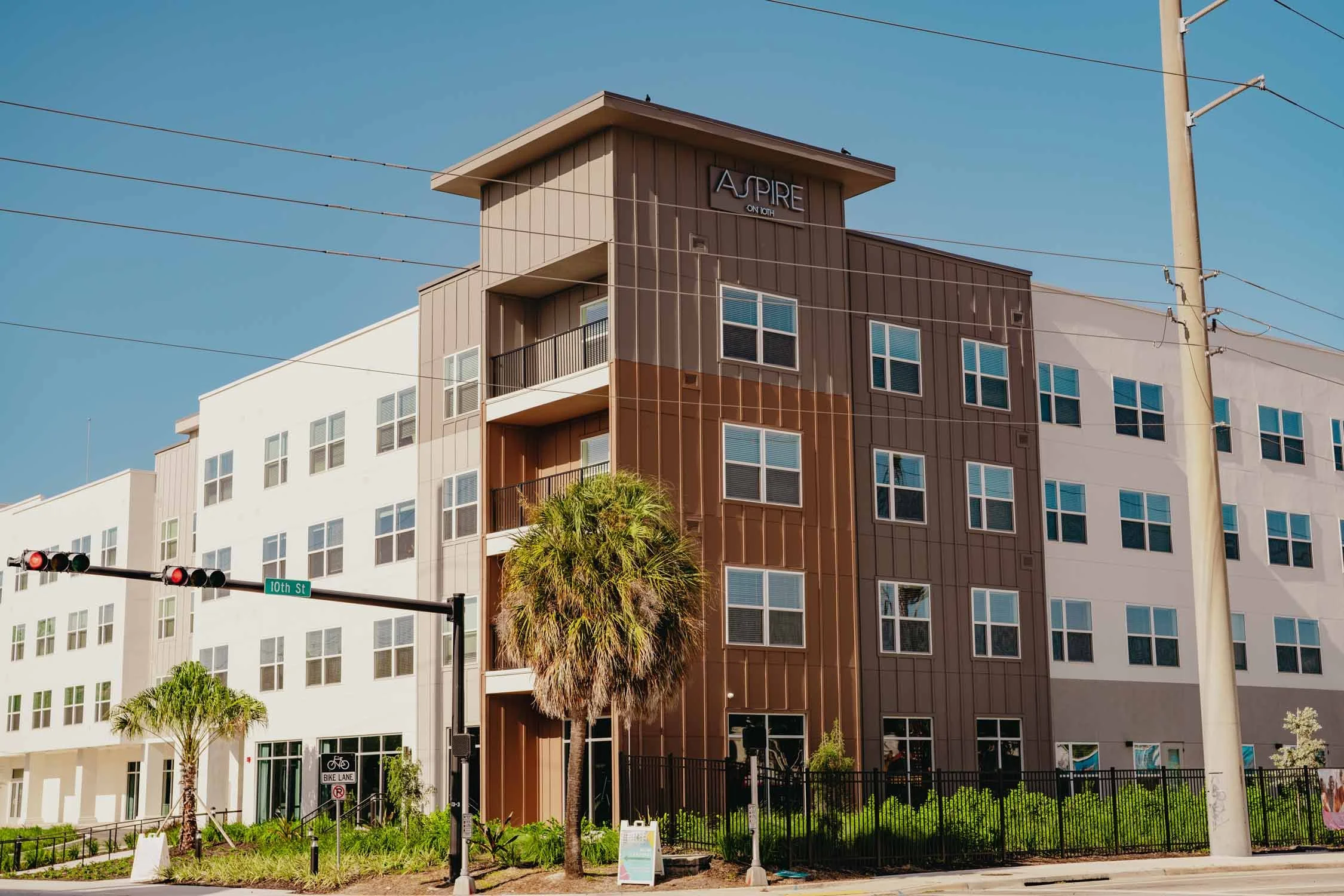 Aspire on 10th | Luxury Apartments in Sarasota, FL | Building Exterior