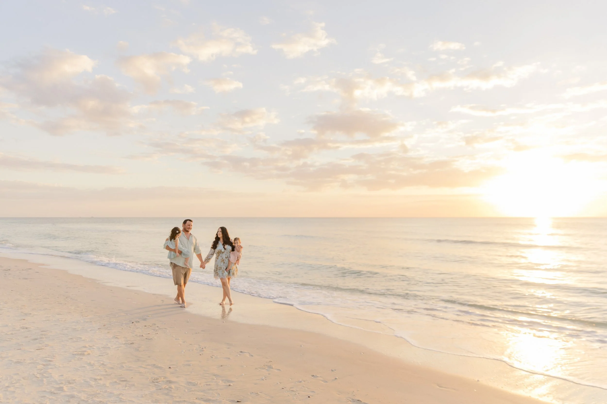 Best Times of Year for Family Photos in Southwest Florida