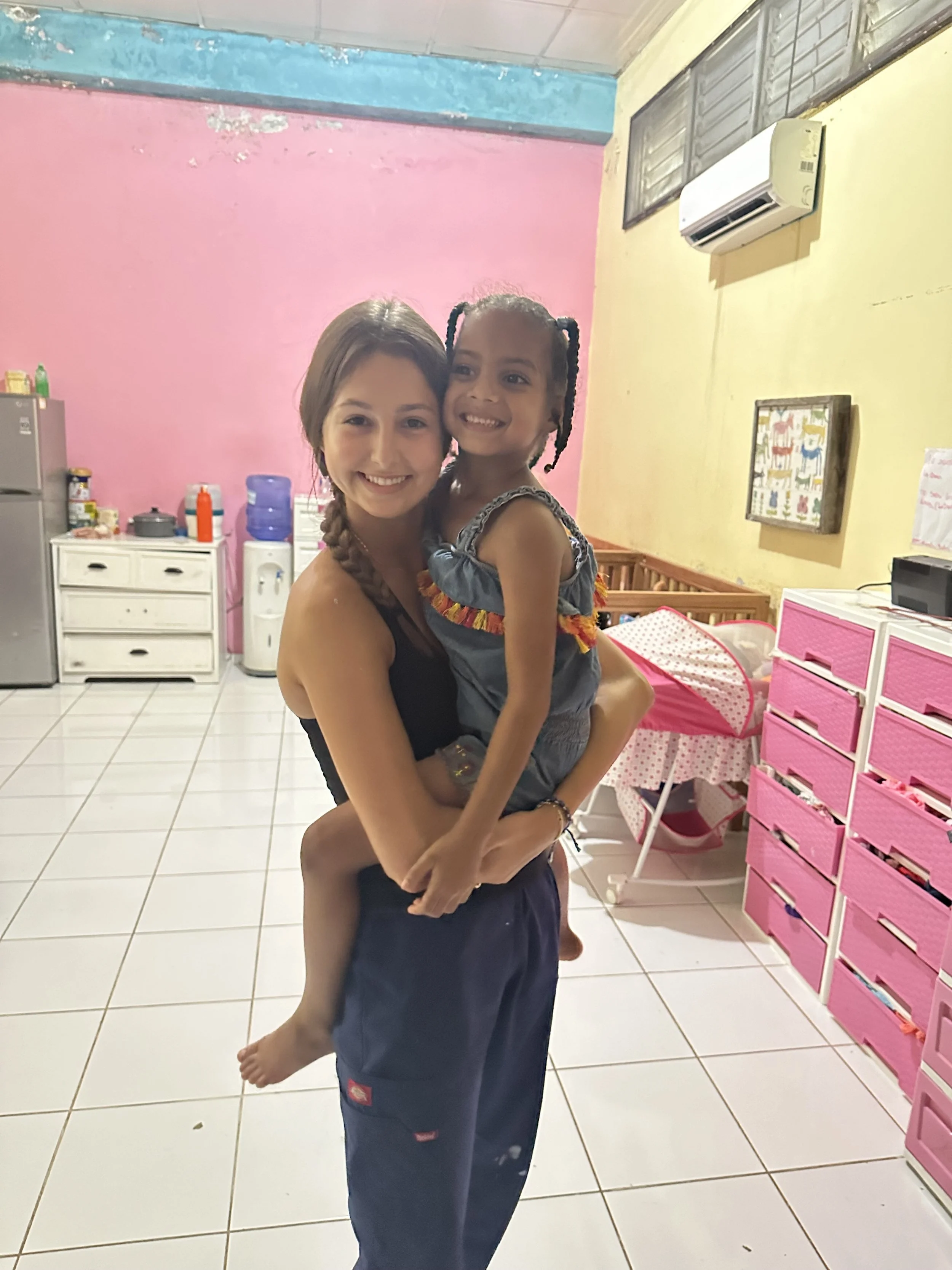 carmino de esperanza mission trips for young leaders (2).jpg