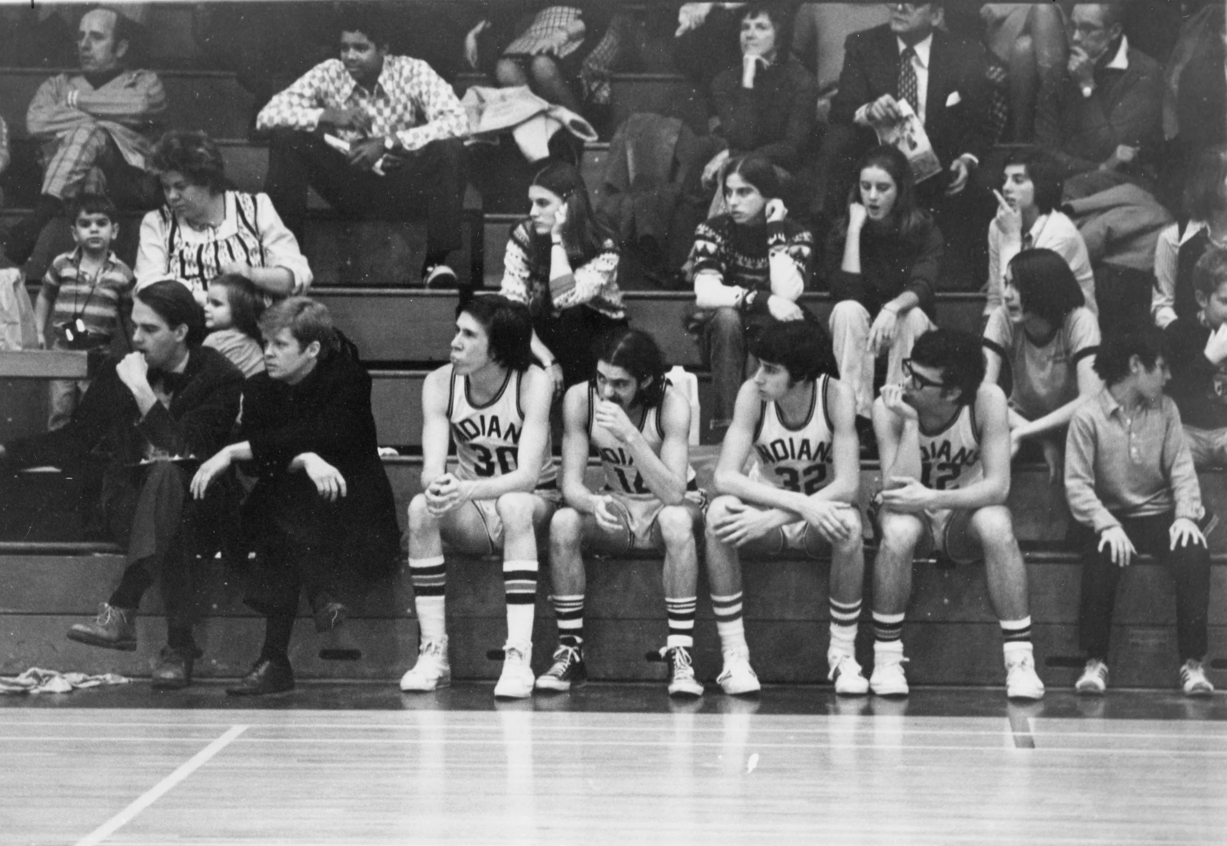 Basketball, Winter 1975