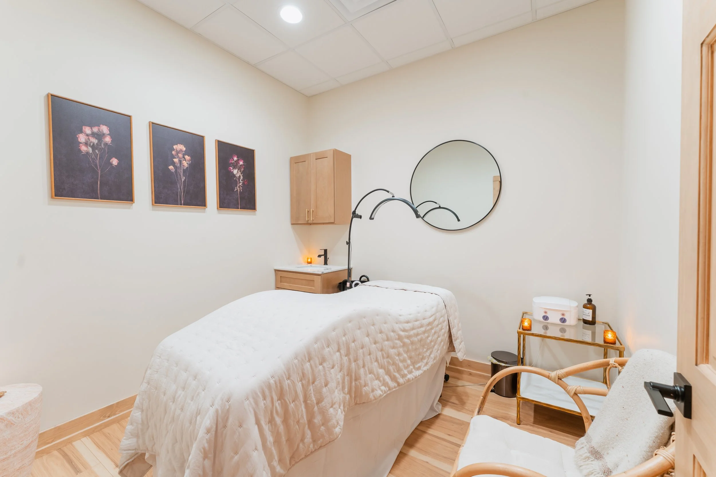 I AM massage room 2.jpg