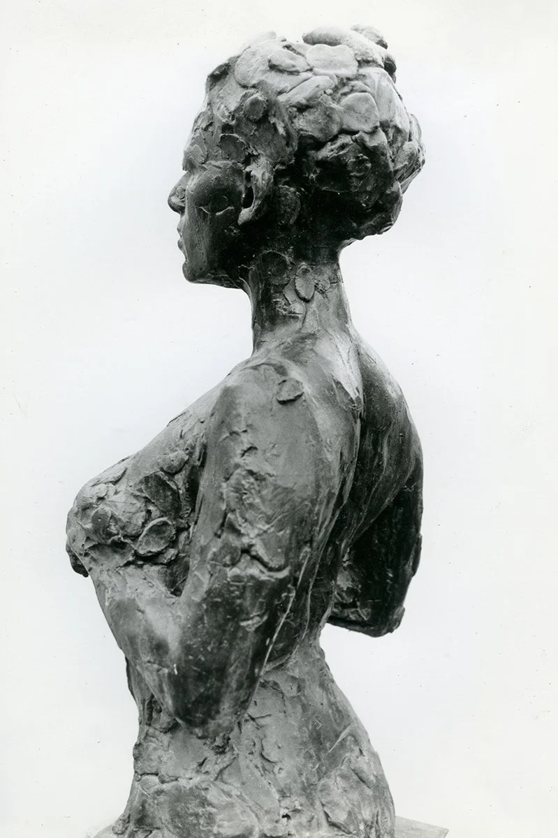 24. Michele, the Artist's Wife, Bronze, 1980, 79 x 48 x 30 cm