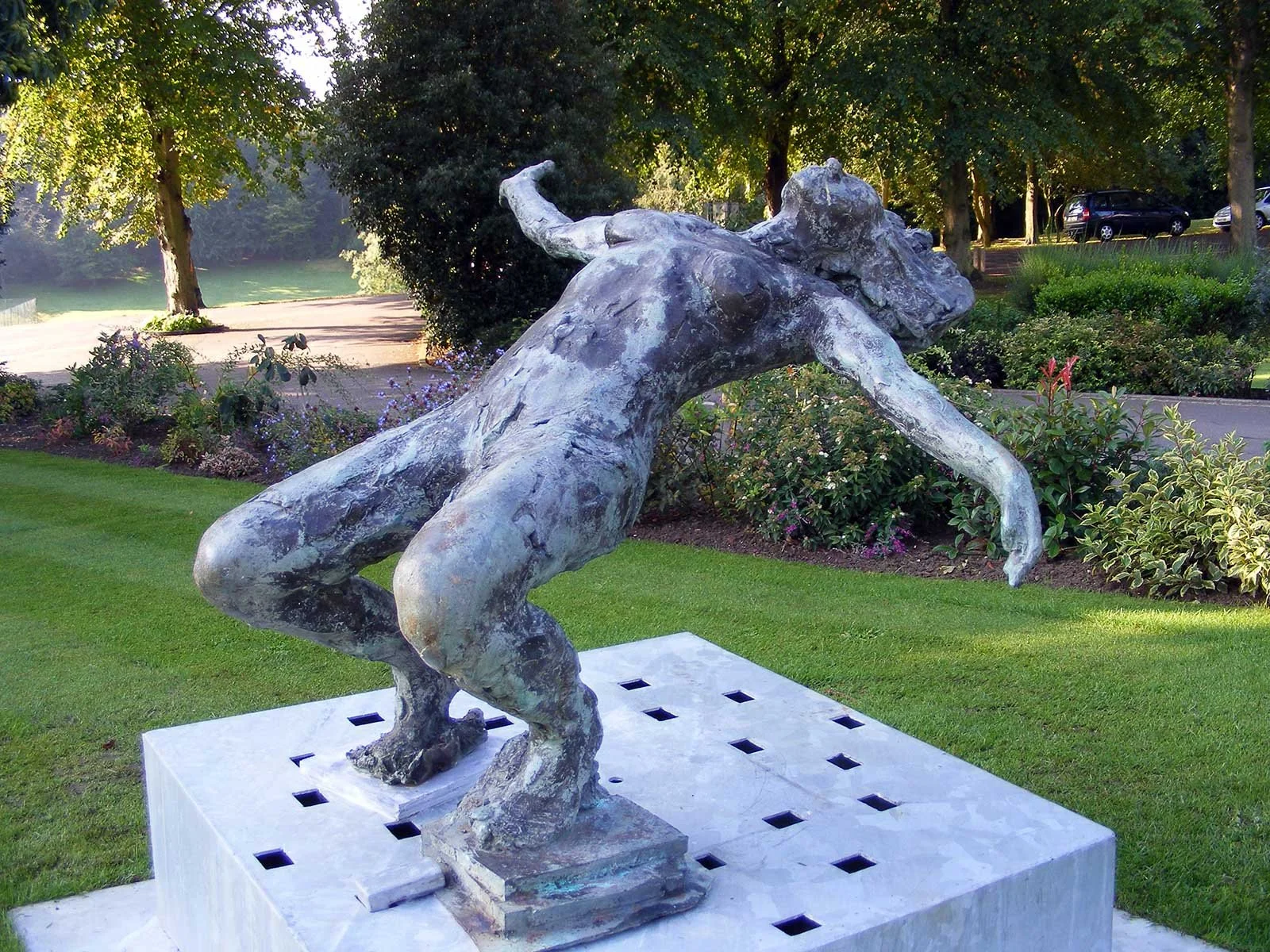 11. Figure Falling Backwards, Bronze, 1979, 81 x 56 x 151cm