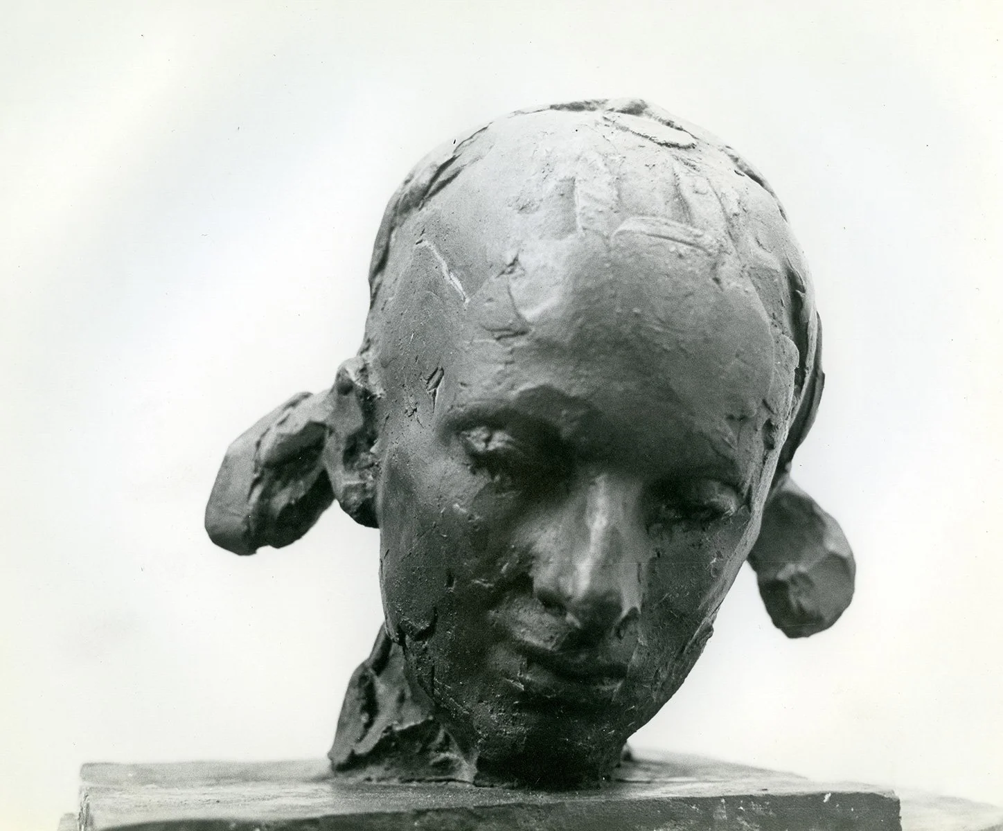 43. Sally portrait, Bronze, Circa 1970, 25 x 20 x 23 cm
