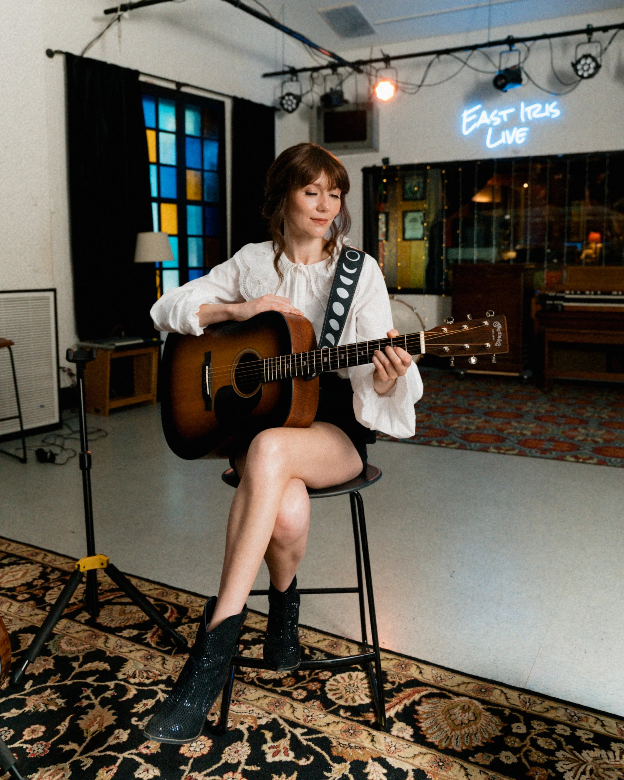 Molly Tuttle Signature Series