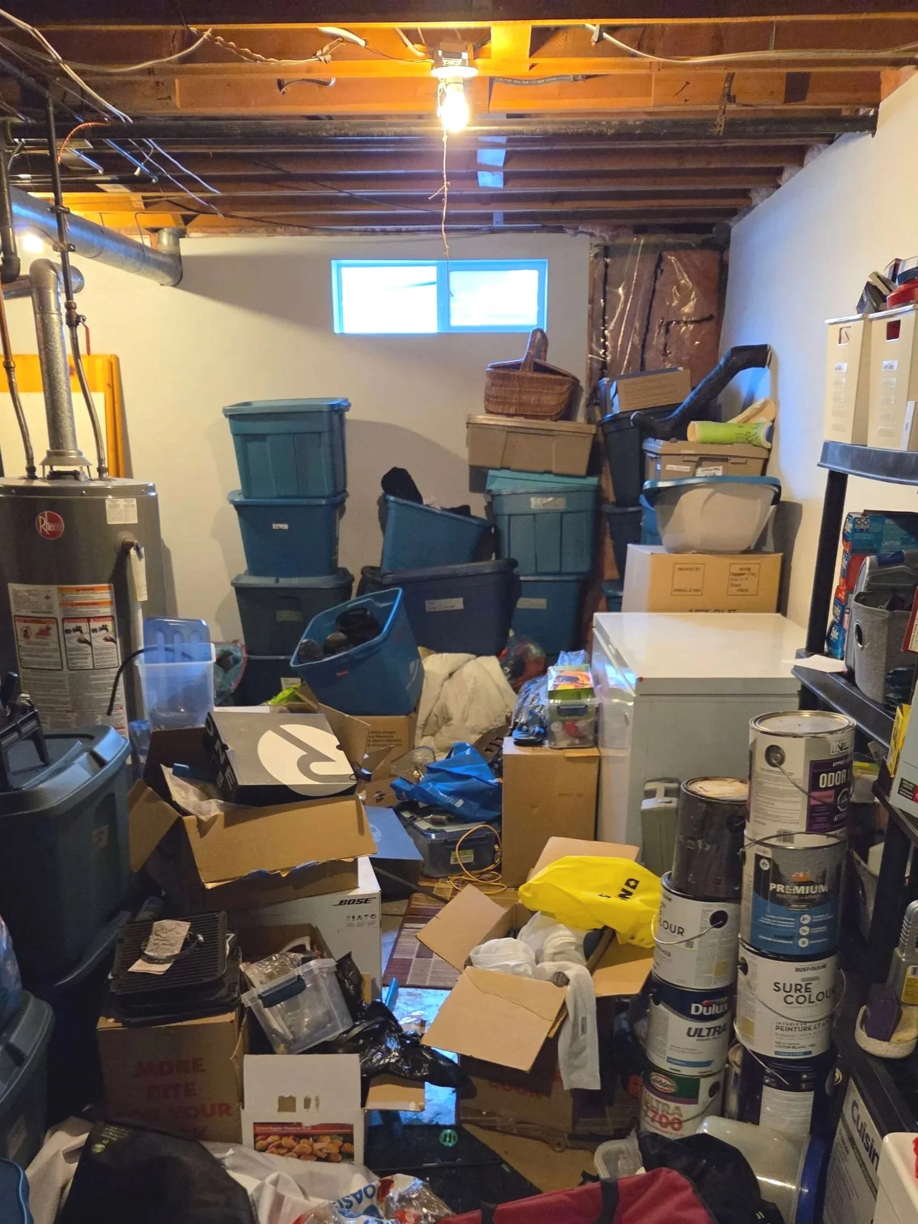 Laundry room, before session