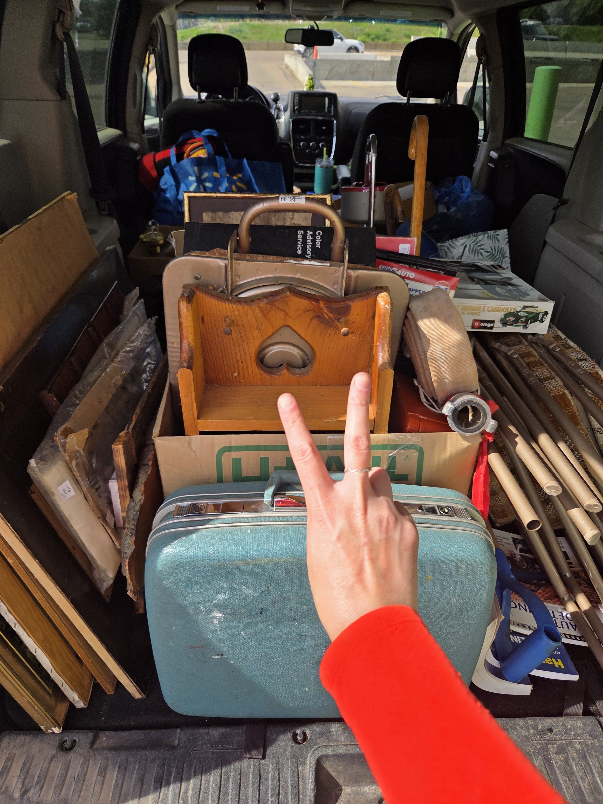Van load of donations from a client who received downsizing services before a move.