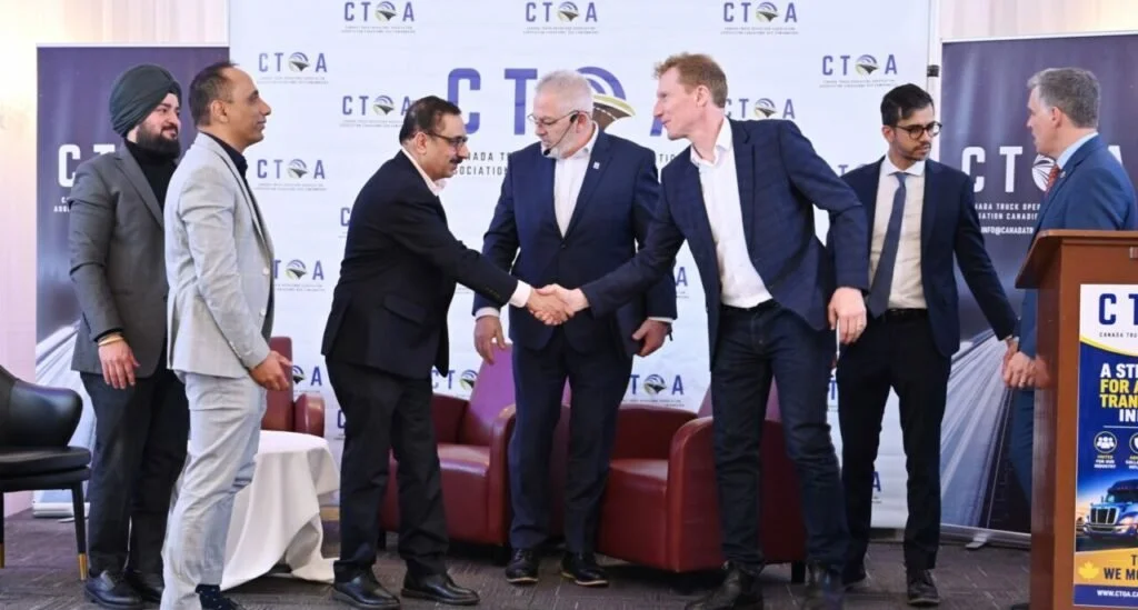 La CTOA réunit leaders de l’industrie du camionnage et  décideurs politiques
