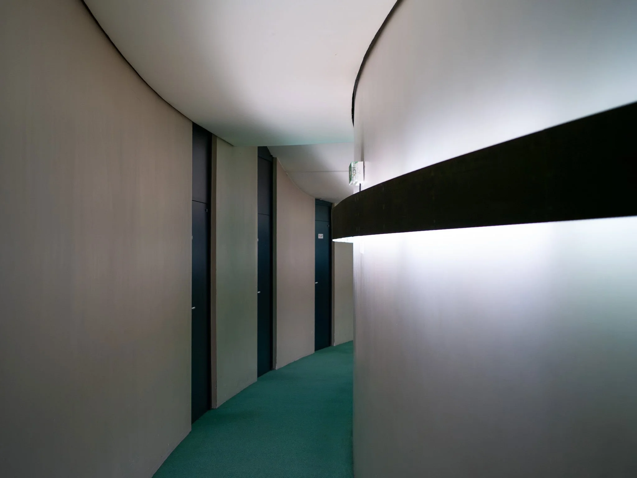 Espace Niemeyer Paris, Oscar Niemeyer | www.christophermalheiros.com | -4.jpg