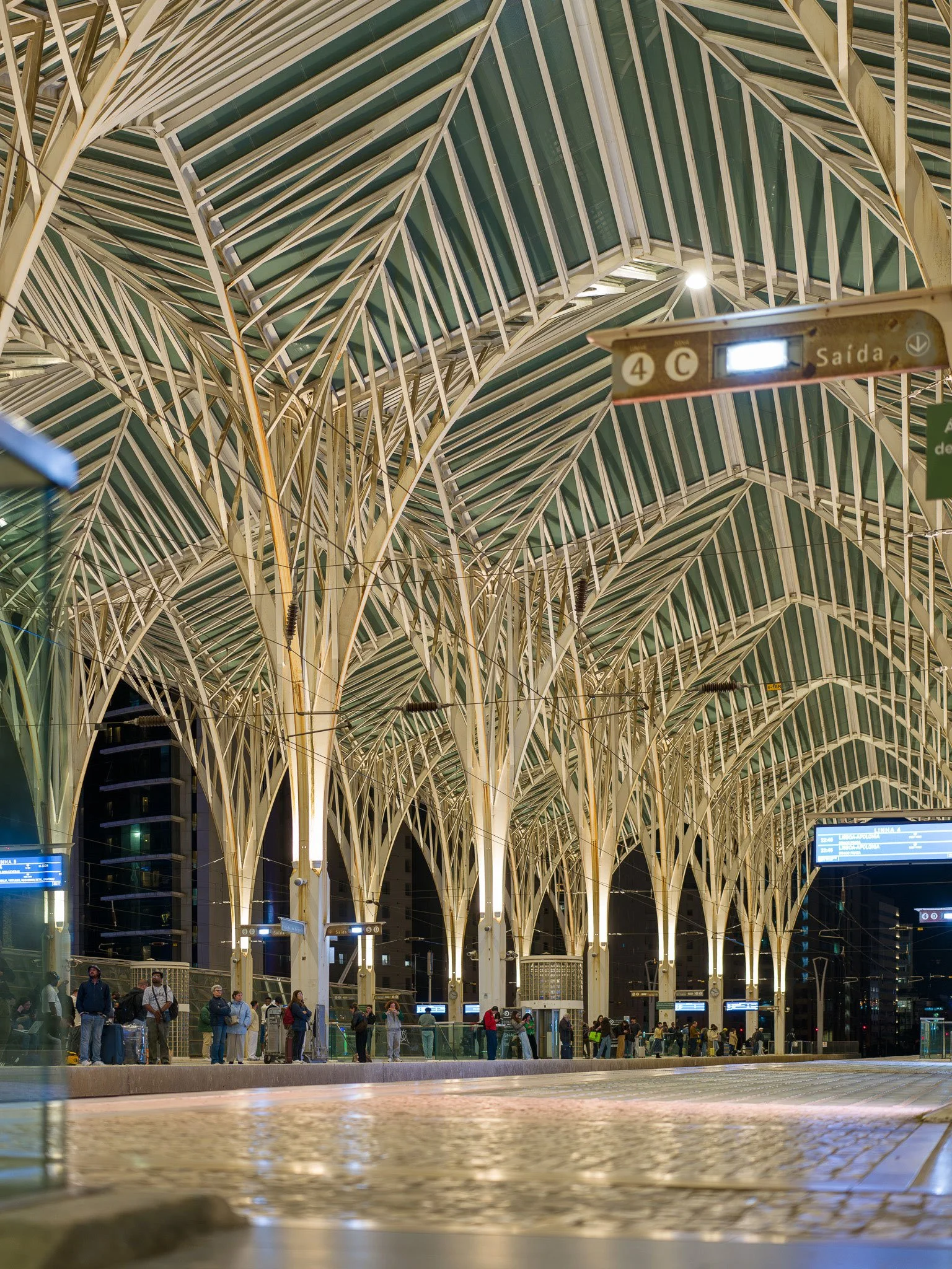 Oriente Station by night, Lisbon | Design by Santiago Calatrava