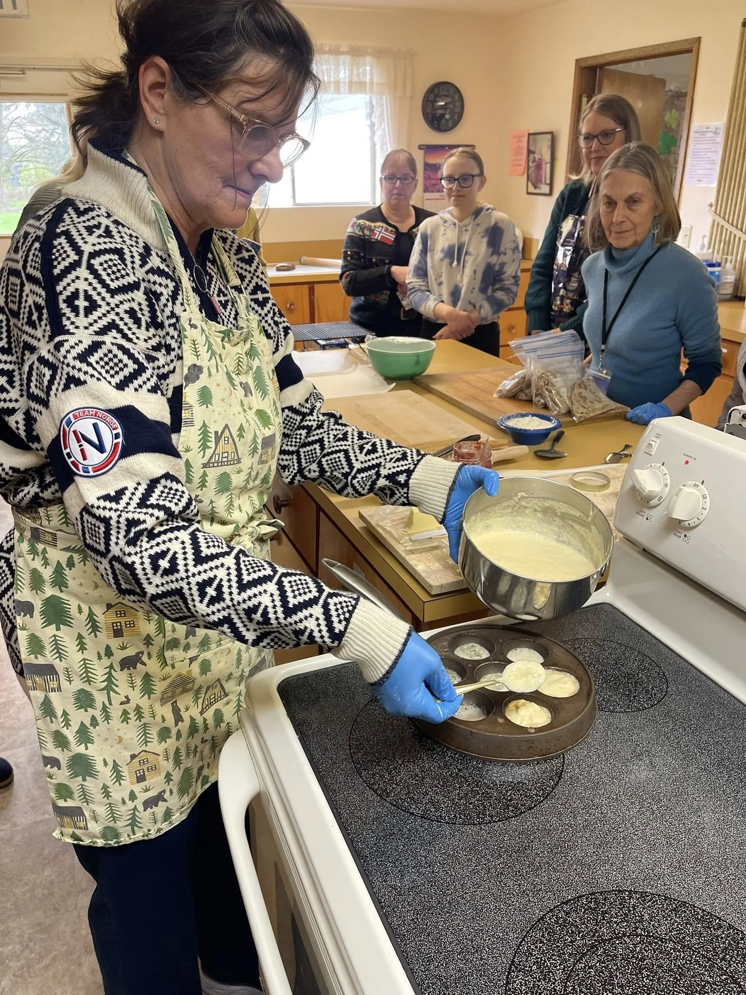 Skaði March 2026 Meeting - Woven Hearts and Baking Demonstrations