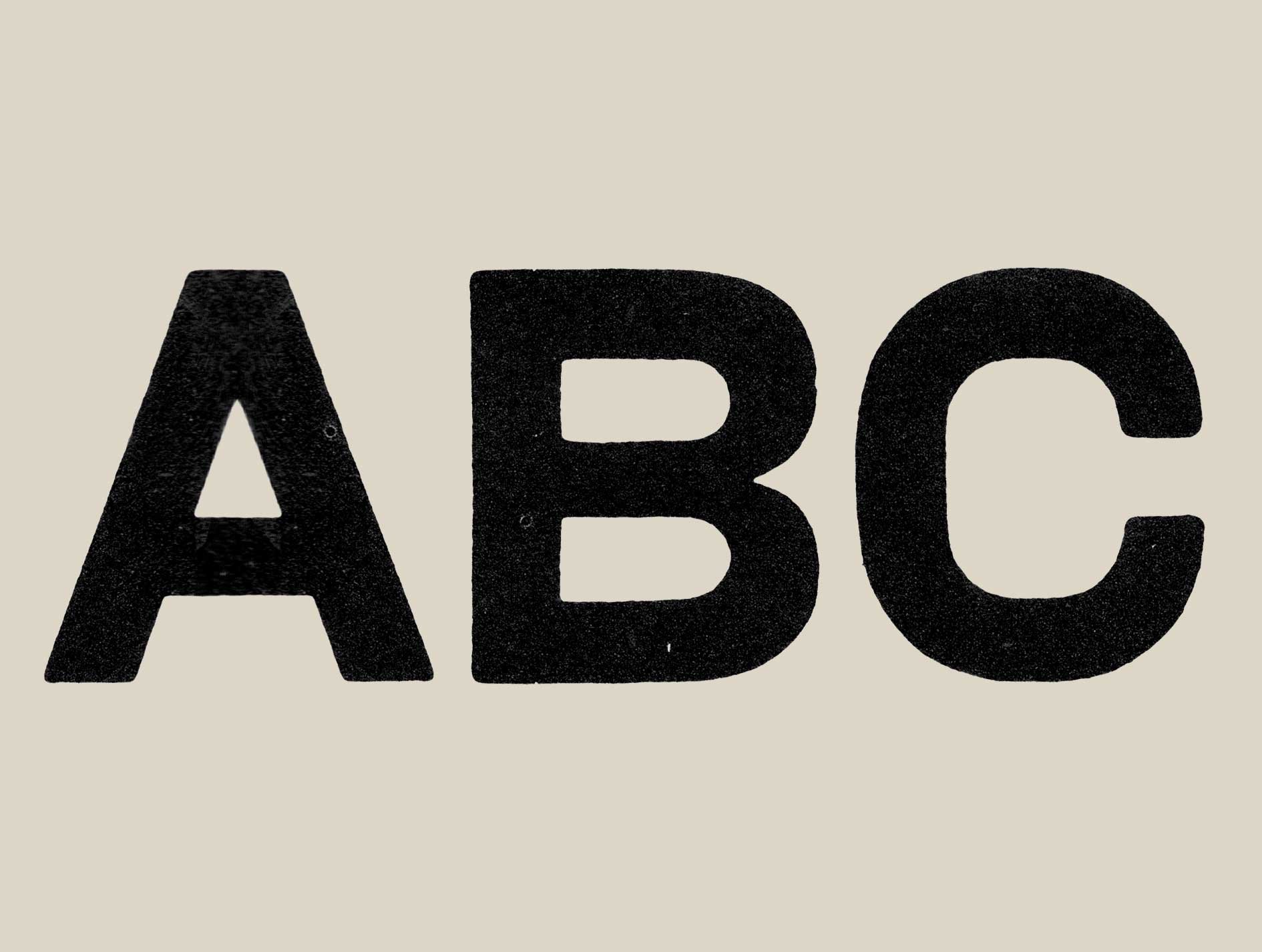 Vintage high res scan of sans serif font