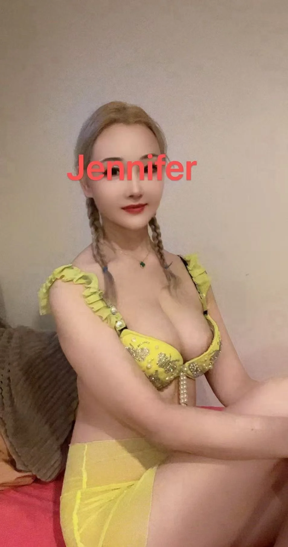 Jennifer - Russian-Chinese, 5'10, 120, Natural D, GFE