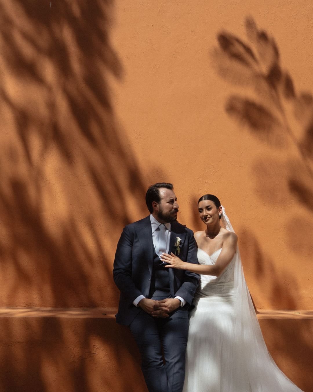 Sandra y Sergio 
Febrero, 2026

@haciendachichisuarez 
@ilelamadrid 
@celebraeventplanner 
@altaporta_catering 
@djcesaralvarez 
@fxmerida 
@bakedbypatty 
@mtcarpasytarimas 
@cosmicabeauty