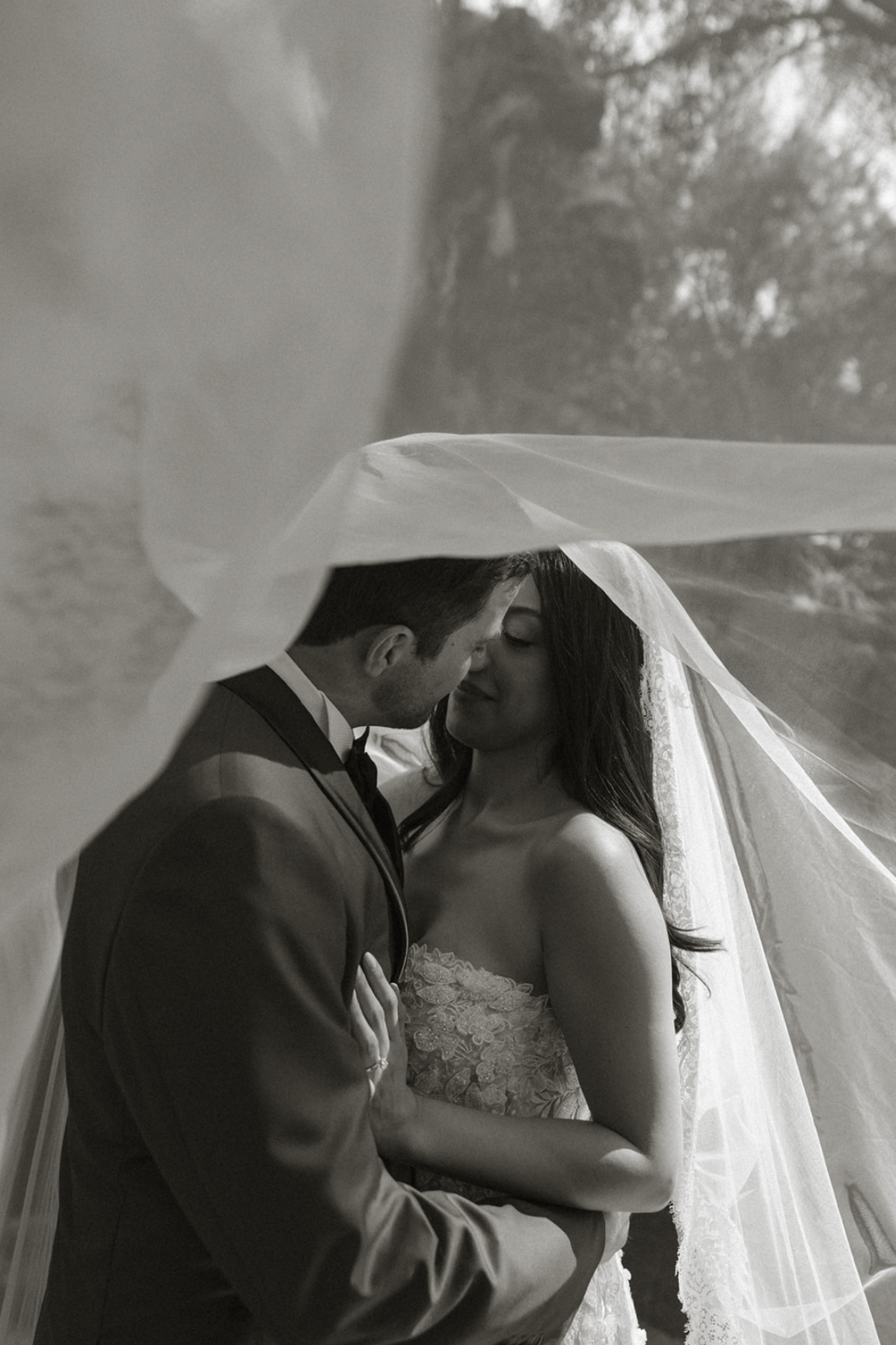 CLAUDIA & JULIAN