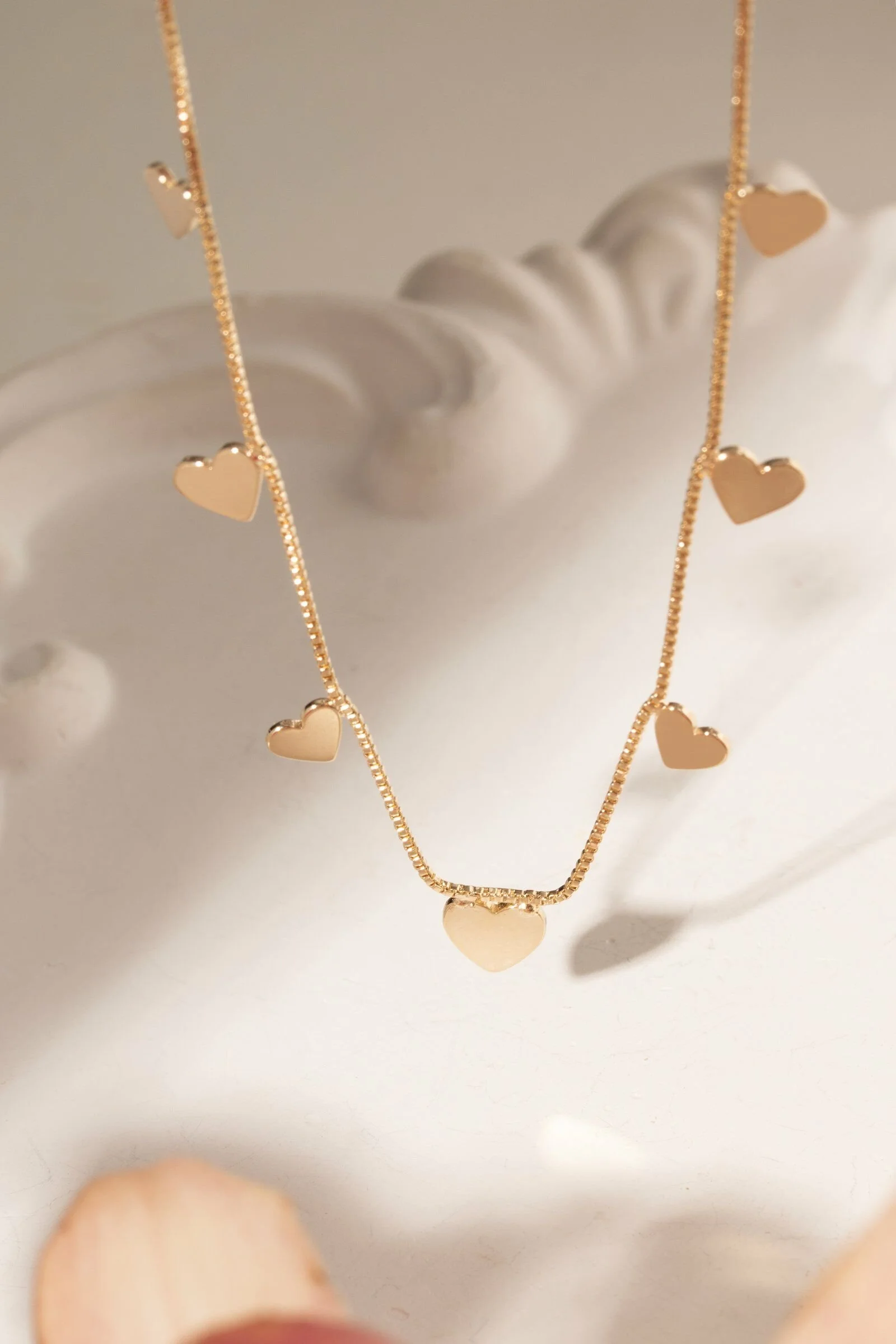 Colar Liso Corações 47cm Banhado a Ouro 18k