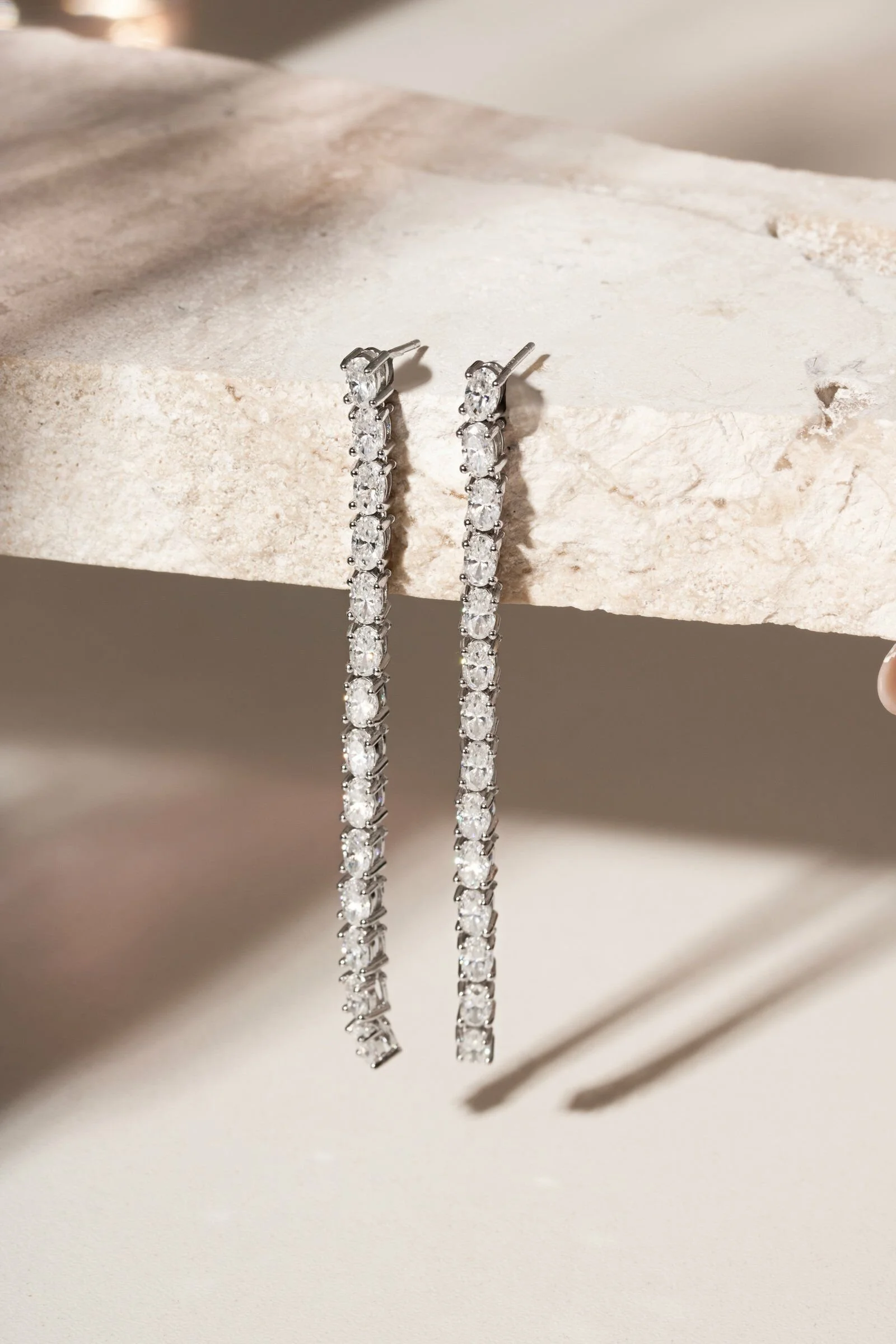 Brinco Longo com Moissanites 8,4 Ct em Prata 925