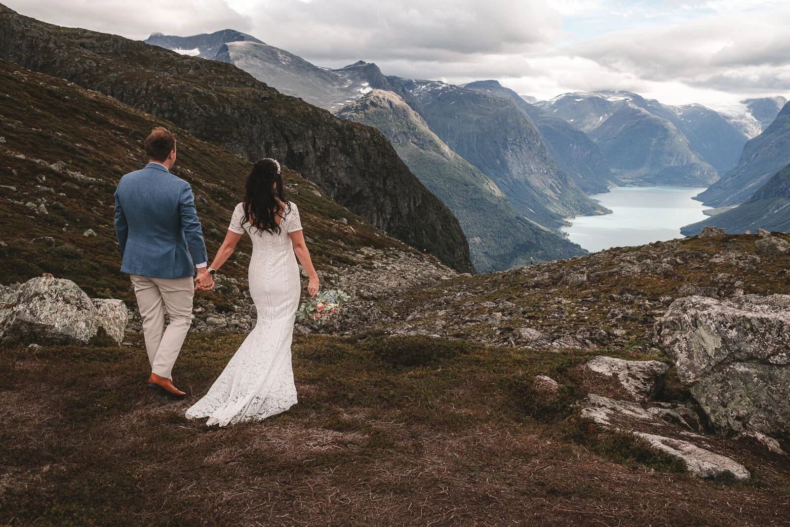 Cécile Conquer Photography - Hochzeitsfotografin Braunschweig Elopement Brautpaar Norwegen-10.jpg