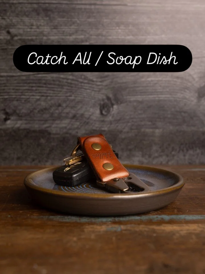 New arrivals at Holler Goods!

Just added hand-thrown ceramic Catch Alls, Soap Dishes, and Spoon Rests. Perfect companions for your morning routine and everyday rituals.

Shop now at hollergoodsco.com (link in bio).

#HollerGoods #CeramicEssentials #