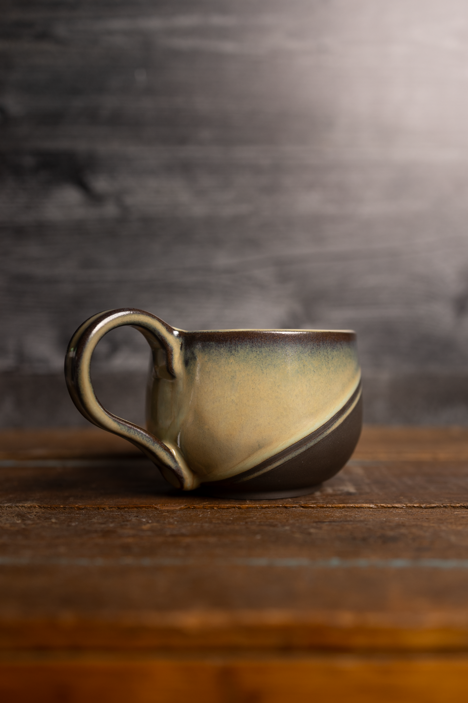 Tapered and Pen Striped Mug – 10oz