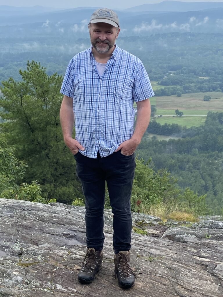 Bonus Episode: Eric Masterson Tells his Story of Hawks, Near-Death, and the Best of Humanity