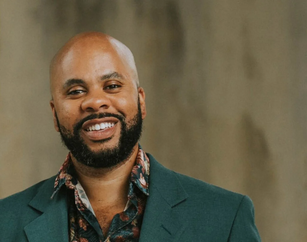 R. Eric Thomas: Seizing Unexpected Creative Opportunities