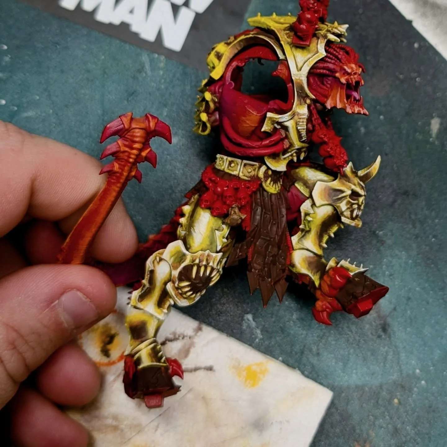 The primarch or rage! 

THE NAILS ARE BITING! for that sweet sweet NMM 

Angron armour is coming along nicely and will soon be done! This has been such a cool project! Can't wait to release the long form video! 
#warhammer #angron #warhammercommunity