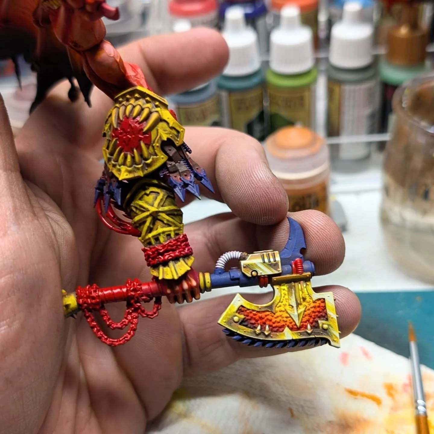 We are COOKING for our next project, Angron, primarch of the 12th legion. Working through the NMM to make this the masterpiece I need it to be.