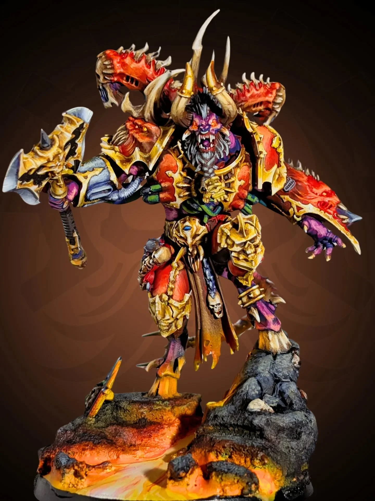 Newest addition to my ongoing project. 

THE DAEMON PRINCE OF KHORNE. 

full NMM and rocking a custom lava Base.