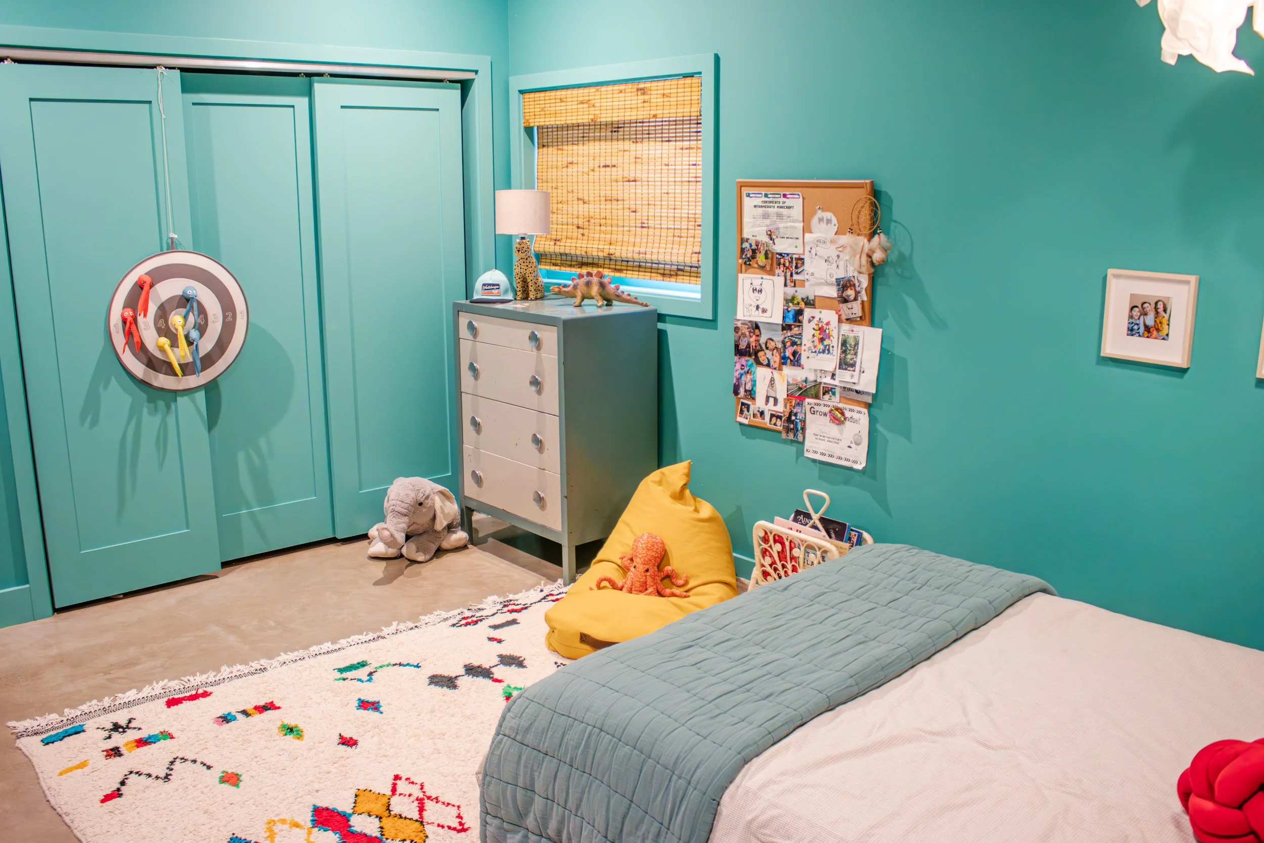 Construction: Hyperion Design and Build