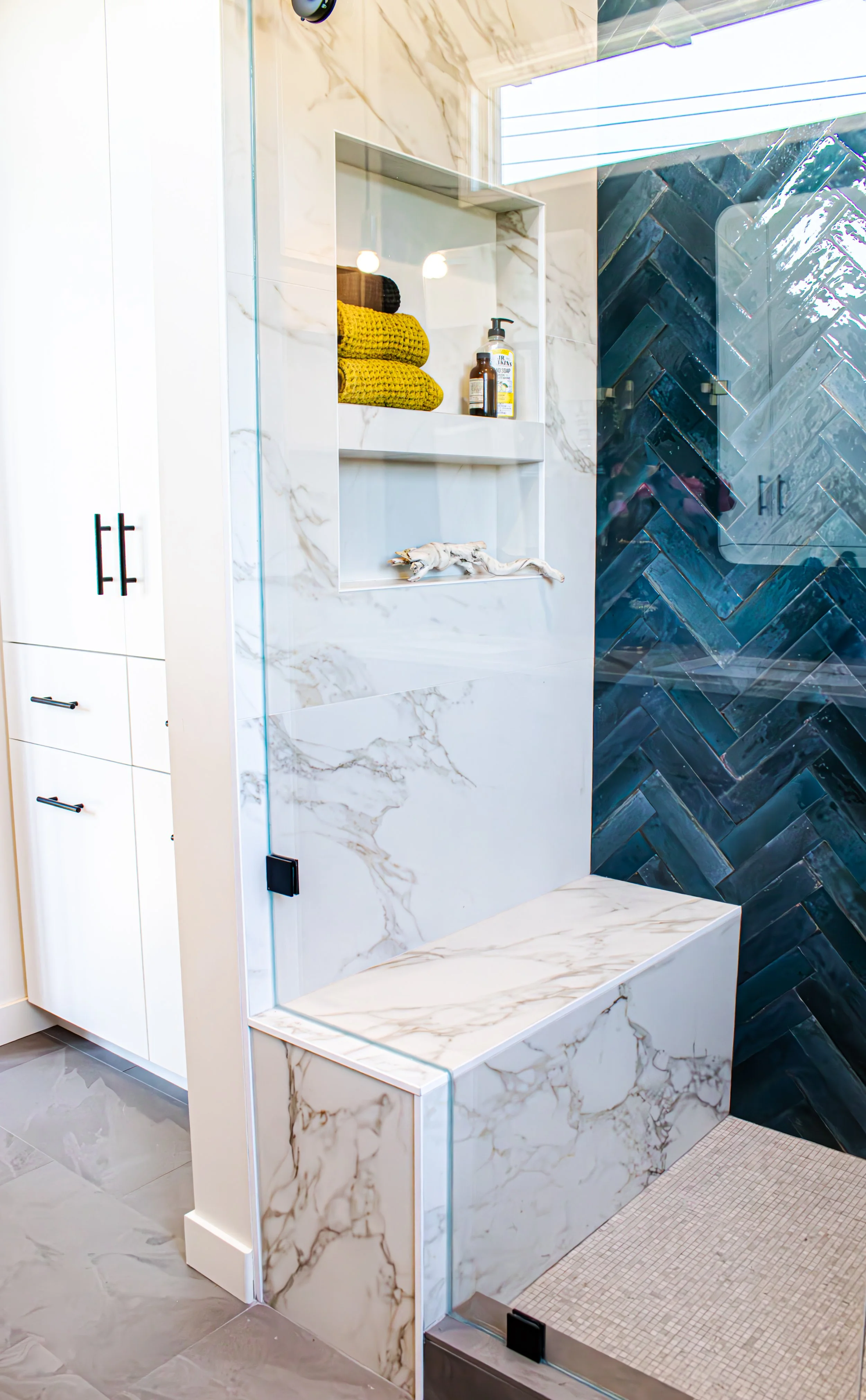 Architect: Coast Architecture
Construction: Blue Heron Builders
