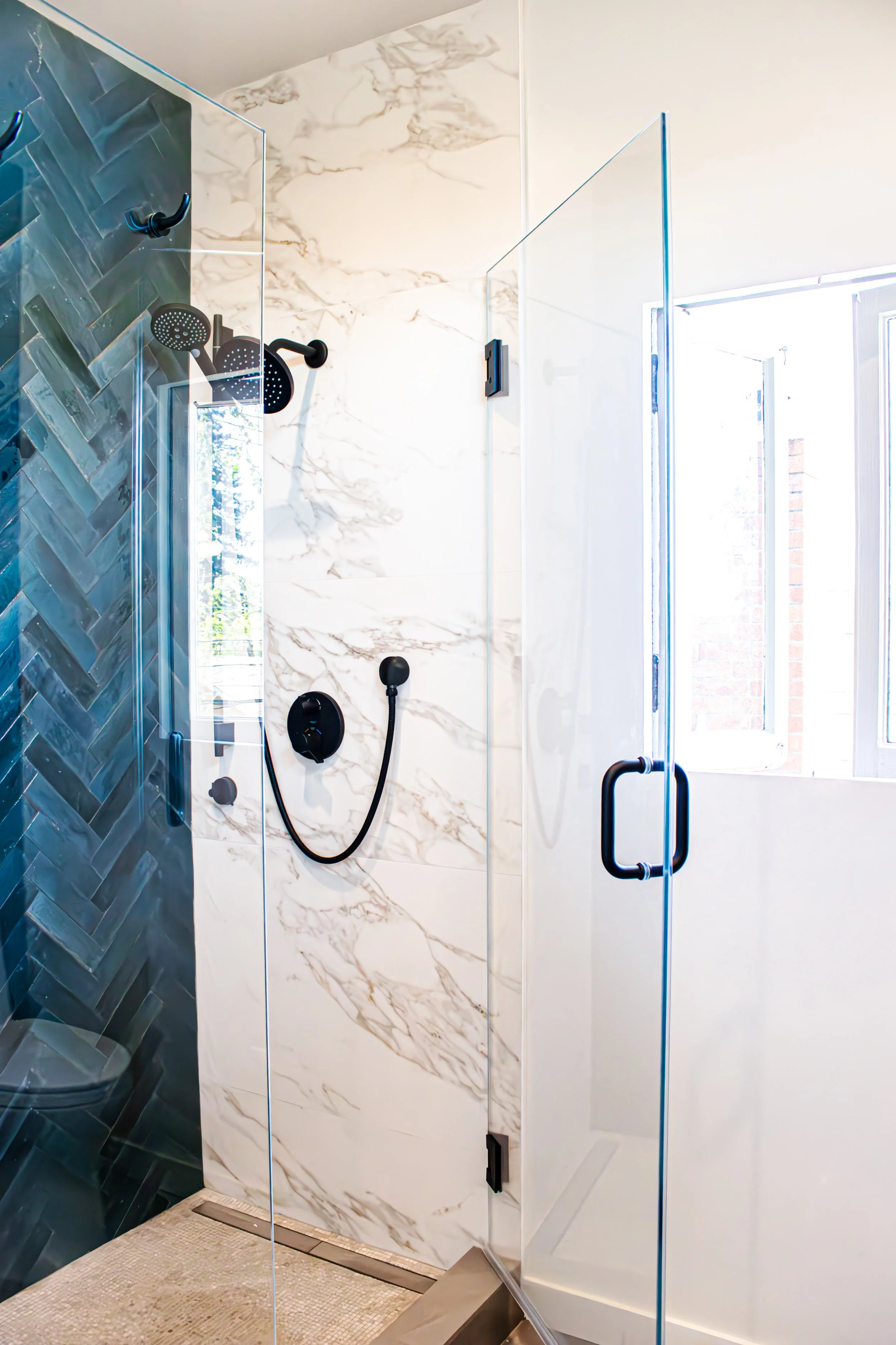 Architect: Coast Architecture
Construction: Blue Heron Builders
