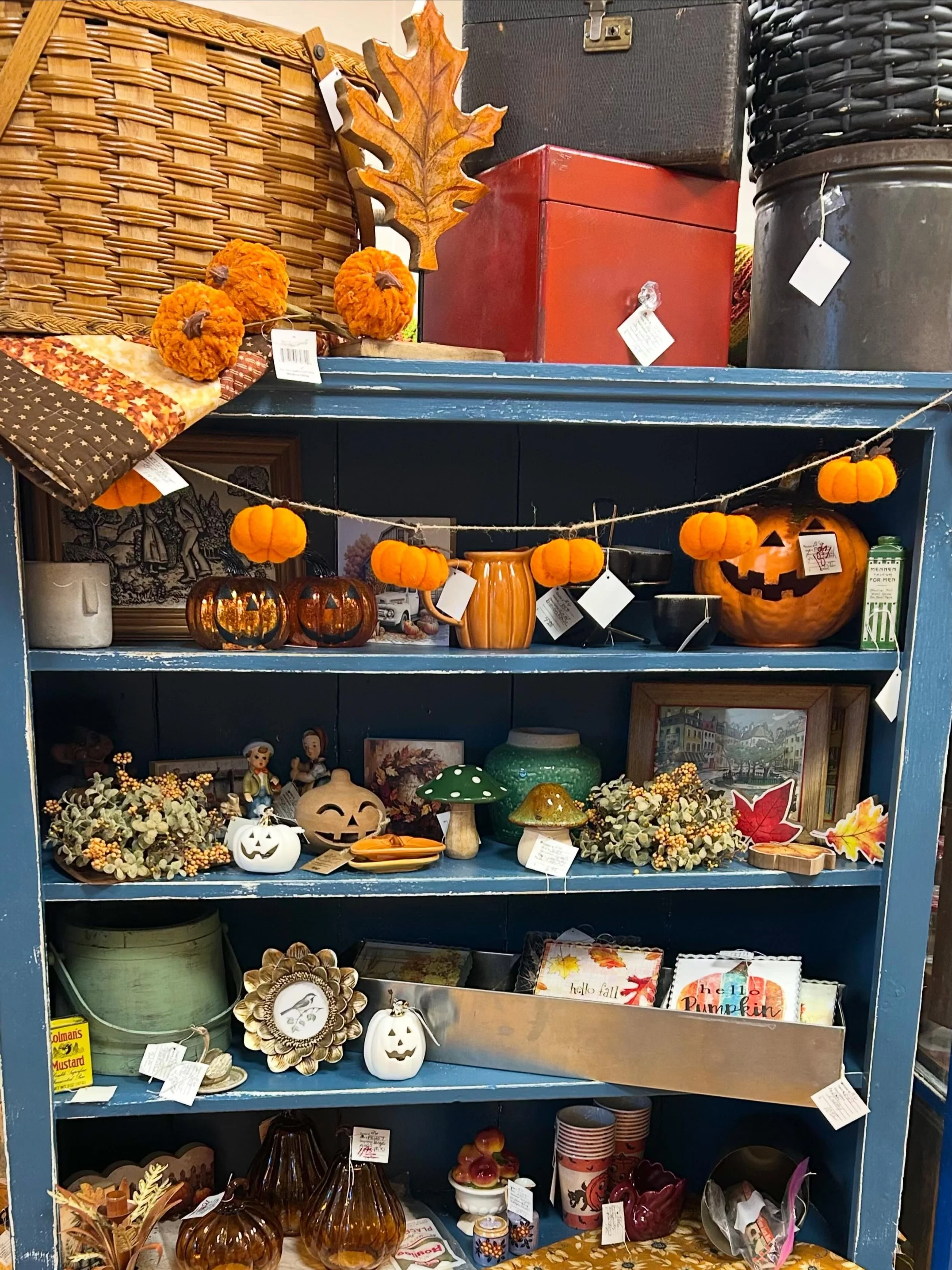 Autumn, Halloween and dare I say&hellip; Christmas 🫣 items are flying off the shelves! Come see what we have for you from 10-5 today! 🌈🪩⚡️