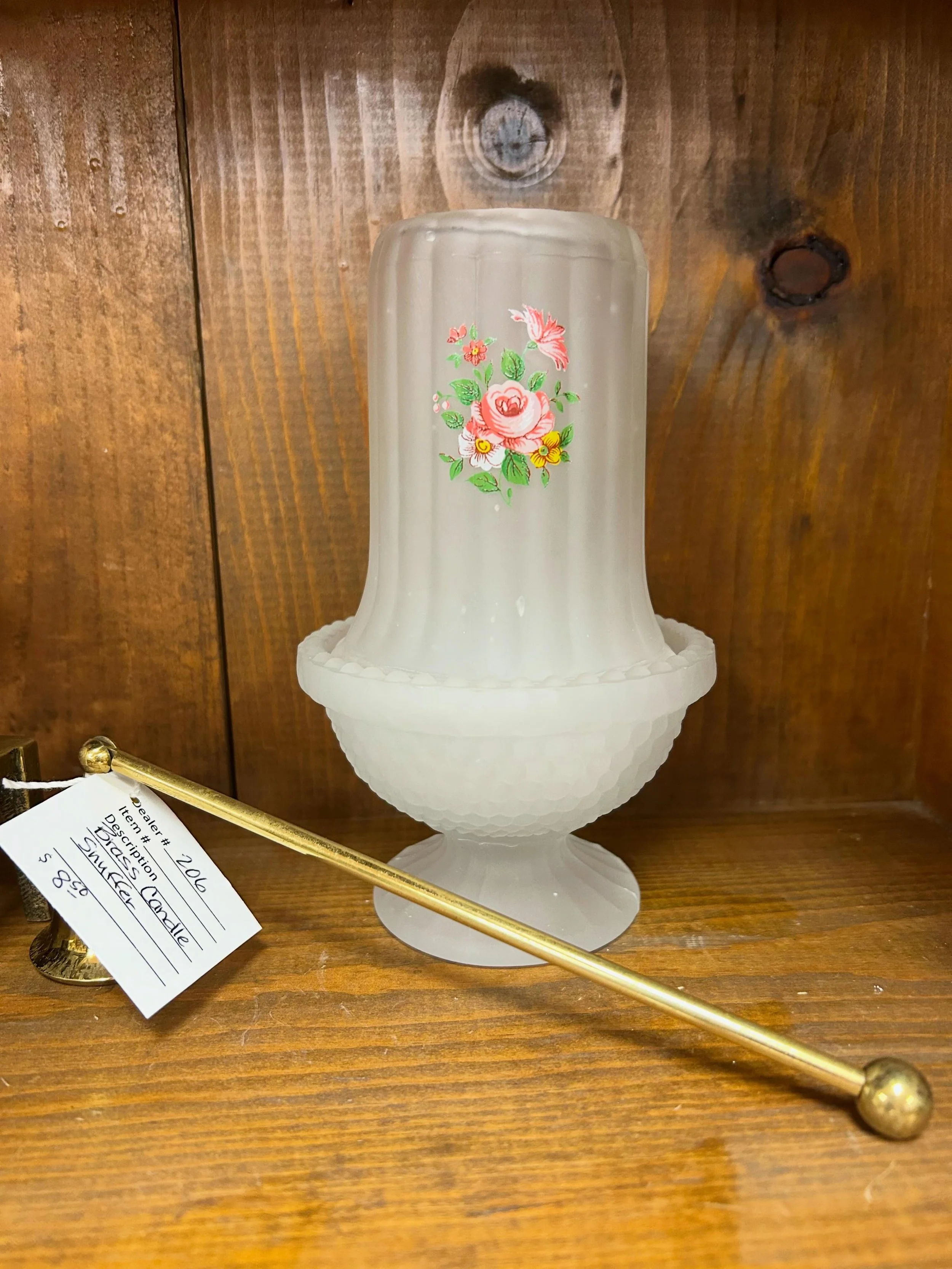 Can&rsquo;t get enough fairy lamps?! This little beauty just arrived! We&rsquo;re here for you today from 10-5! 🌈🪩⚡️