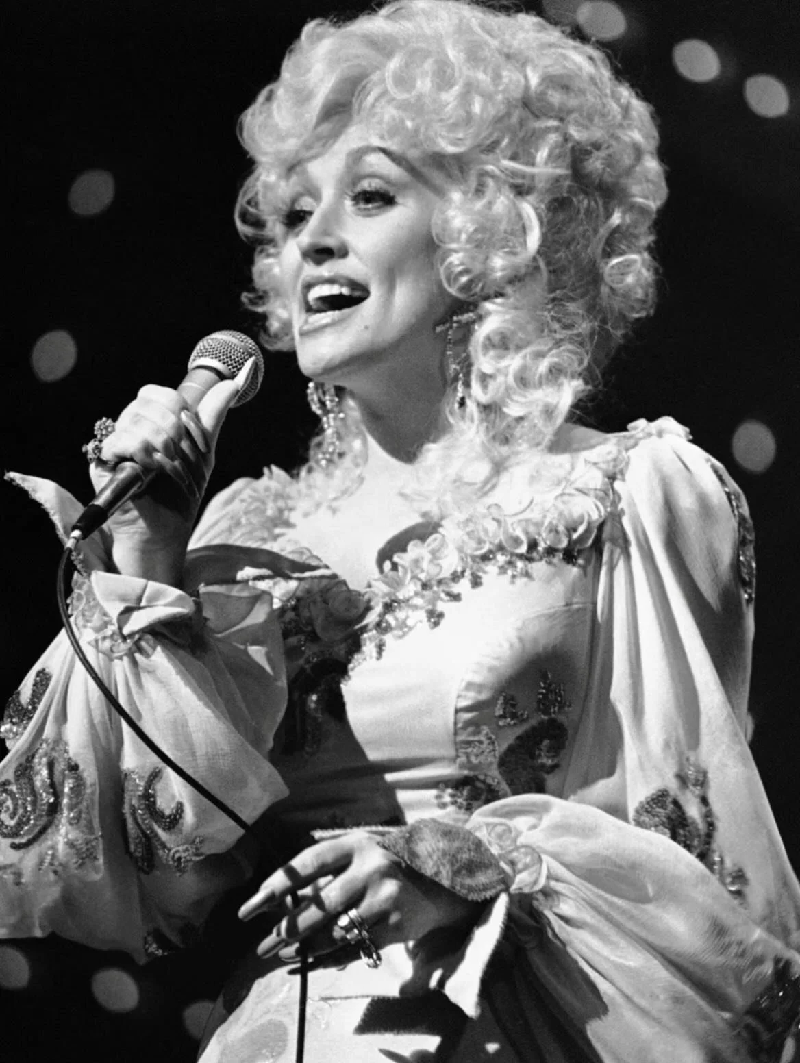 We will always love you, Dolly. Rest in peace. 💔