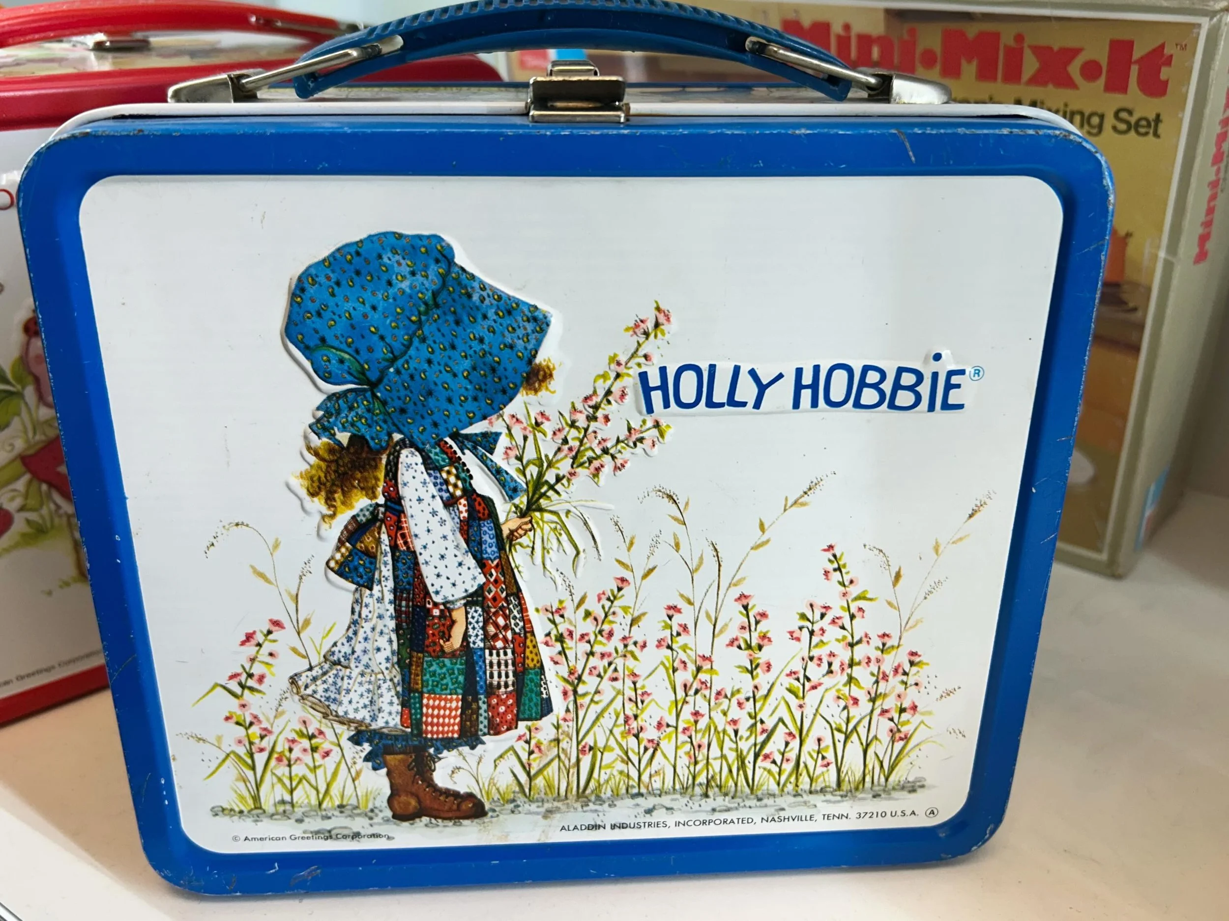 Add a little Holly Hobbie back into your life! 🌼🌼🌼 We&rsquo;re here for you today from 10-5! 🌈🪩⚡️